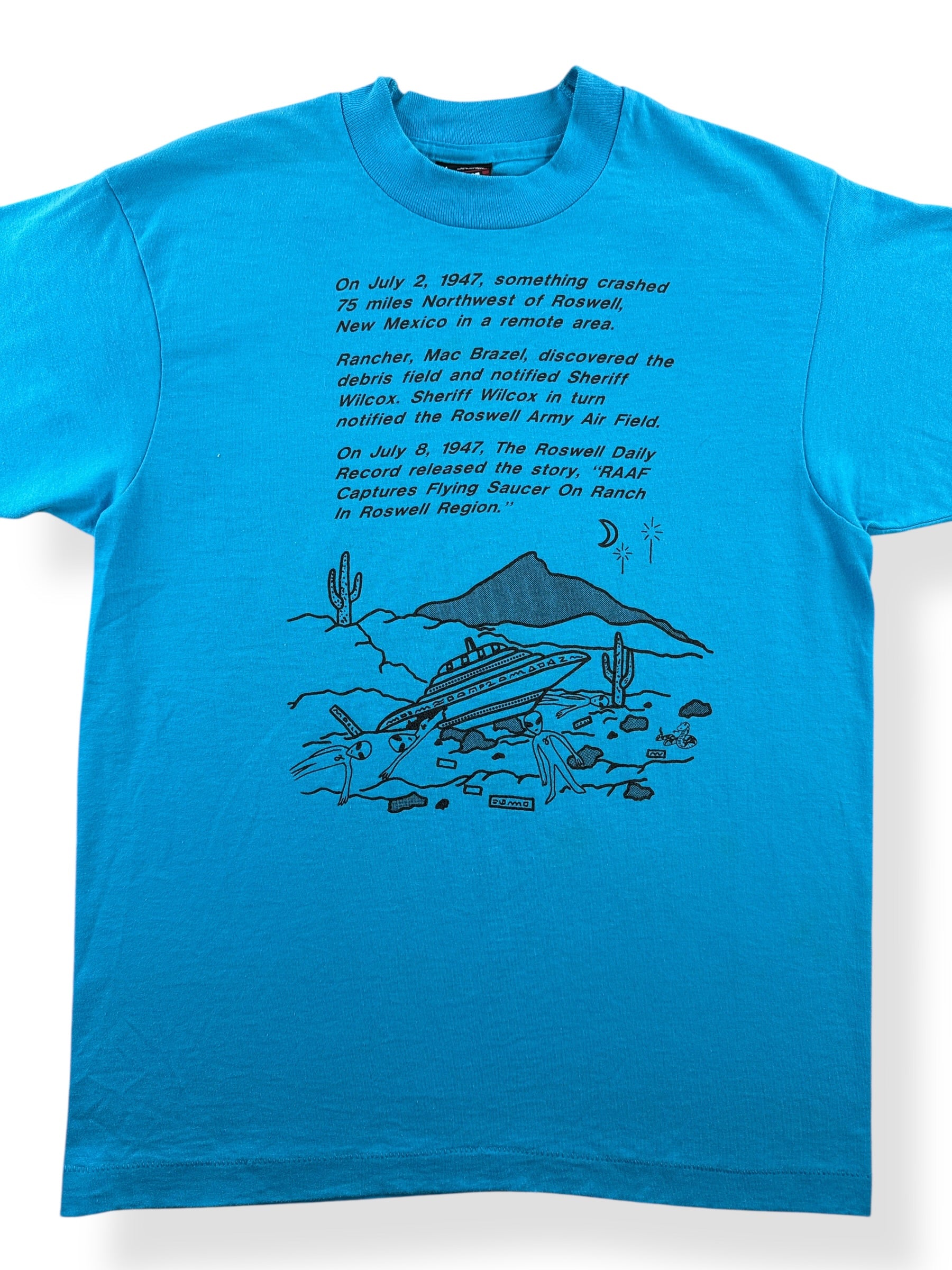 Front Close Up of Vintage Roswell NM Souvenir Tee SZ M (Fits S)