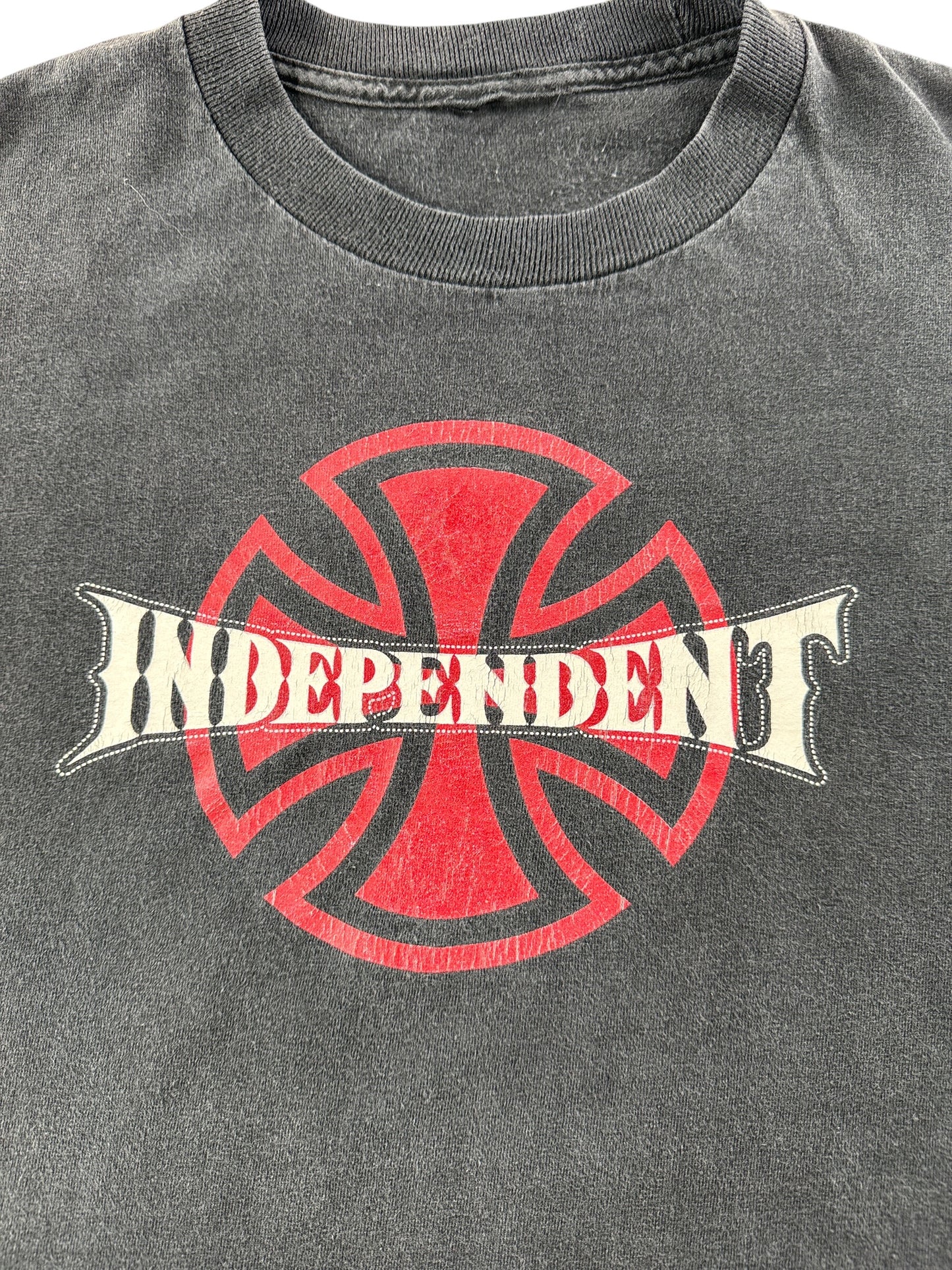 Graphic on Vintage Independent Trucks Tee SZ M