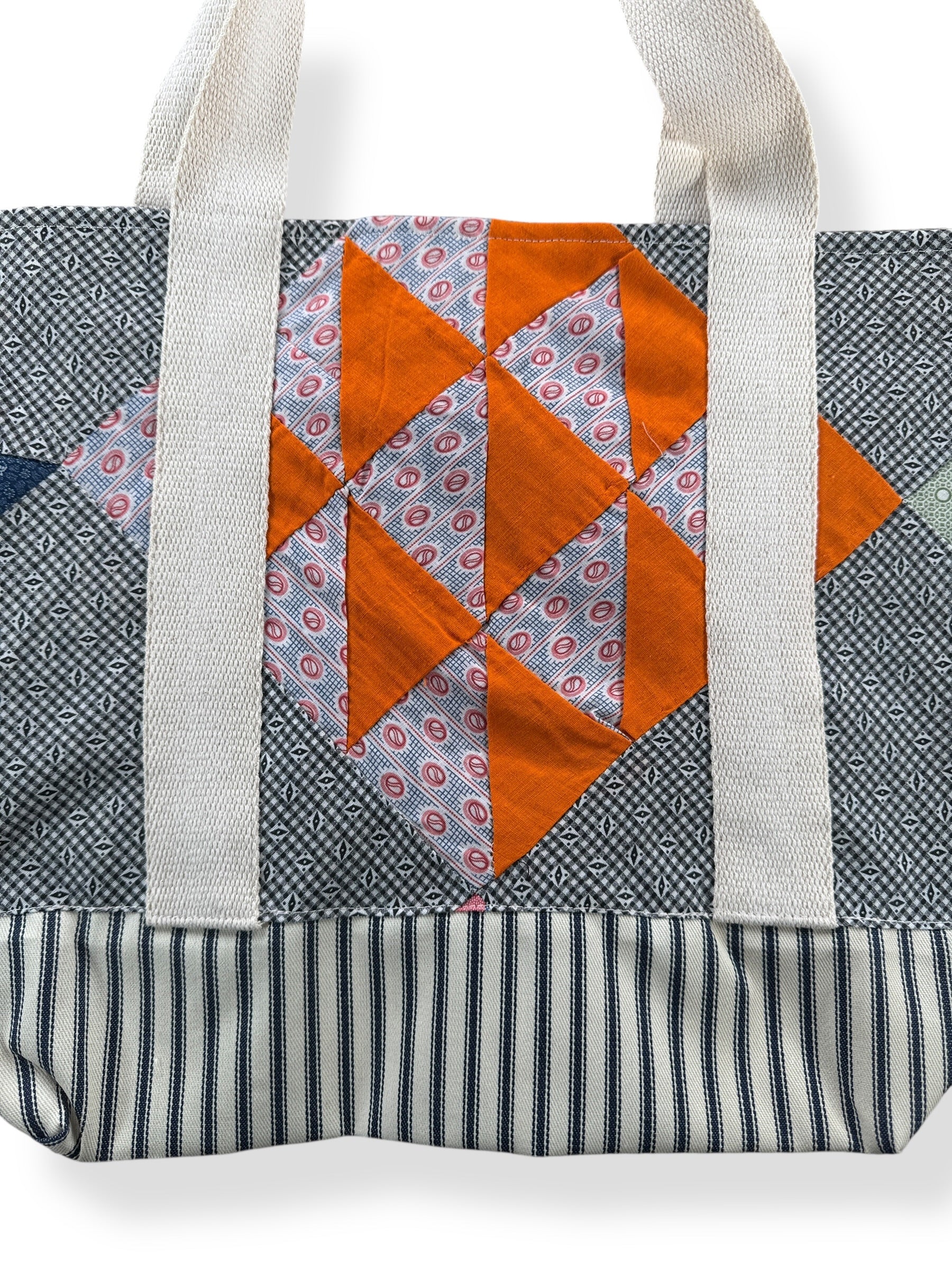 Side B Close Up of Archive Craft X Barn Owl Vintage Quilt Tote Bag