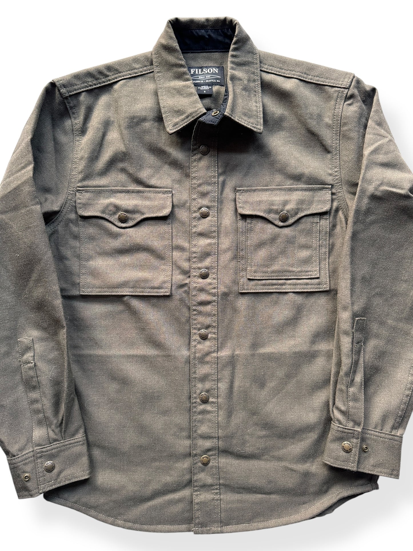 Front Close Up of Filson Forestry Cloth Jac Shirt SZ S