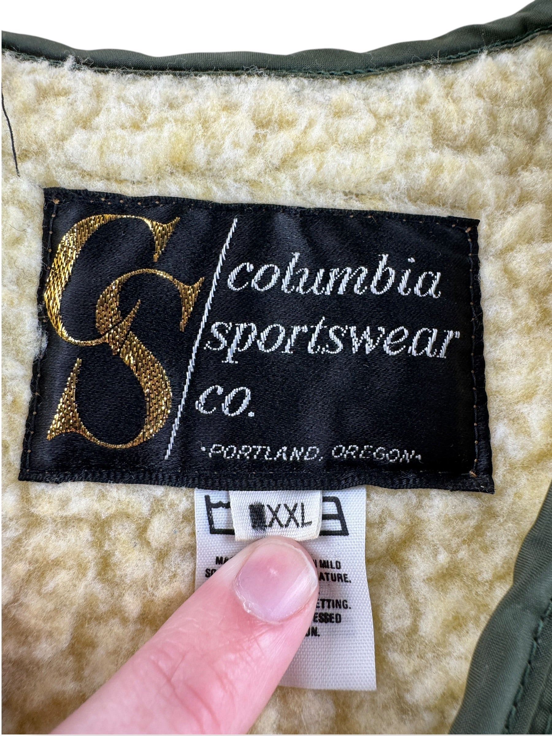 Label on Vintage Columbia Sportswear Sherpa Vest SZ 3XL (Fits XL)