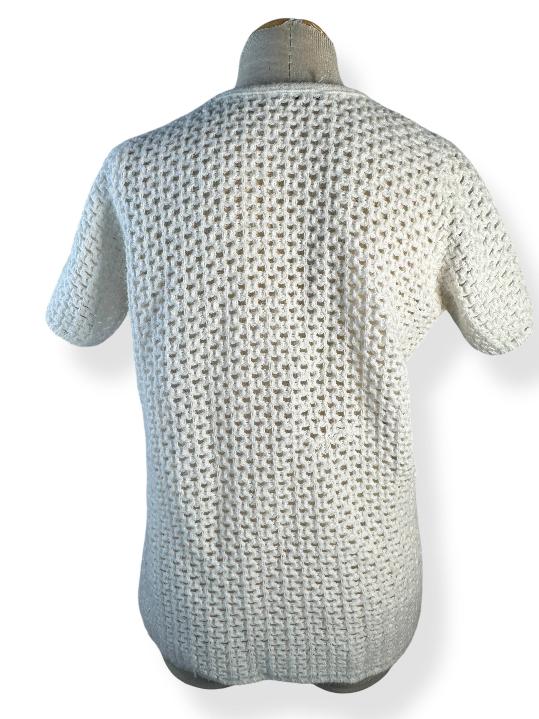 Back of 1960s White Short Sleeve Sweater M