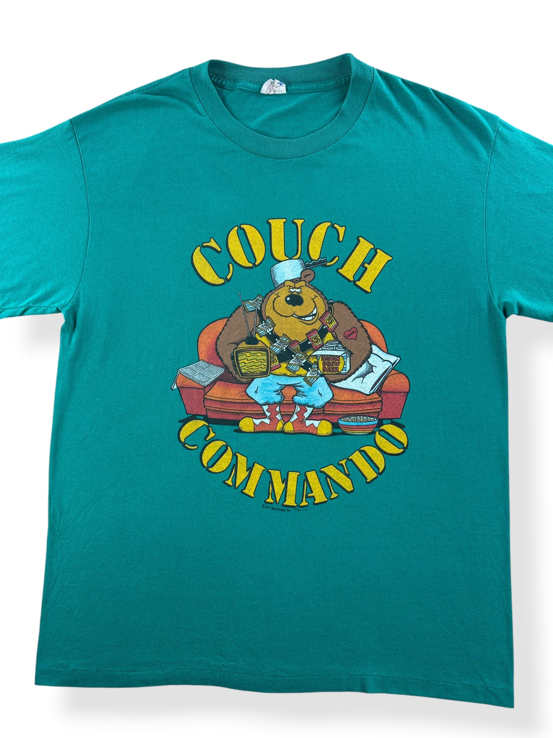 Front Close Up of Vintage Couch Commando Bear Tee SZ XL (Fits L)