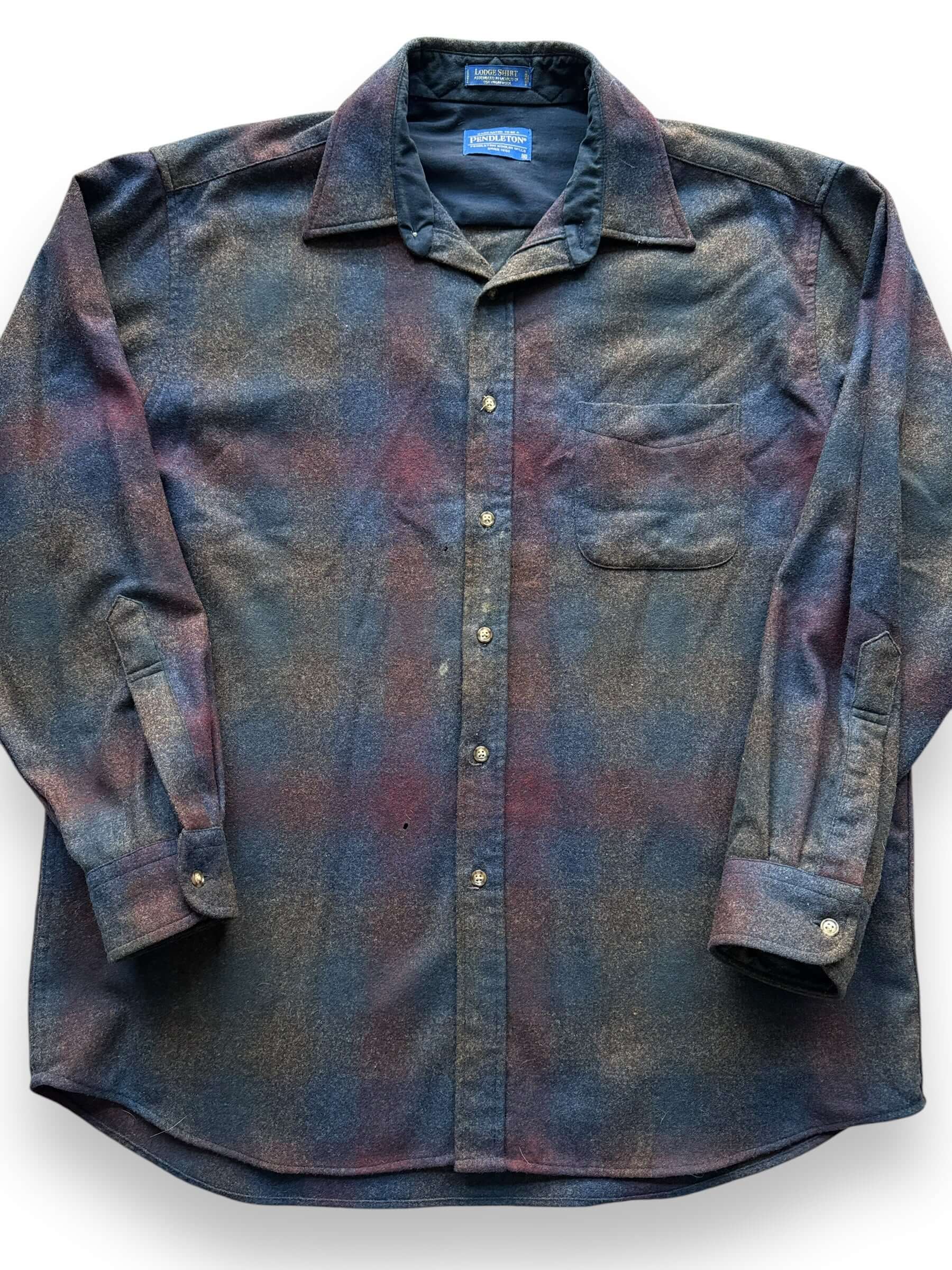 front close up of Vintage Pendleton Shadowyplaid Lodge Shirt Flannel SZ XL