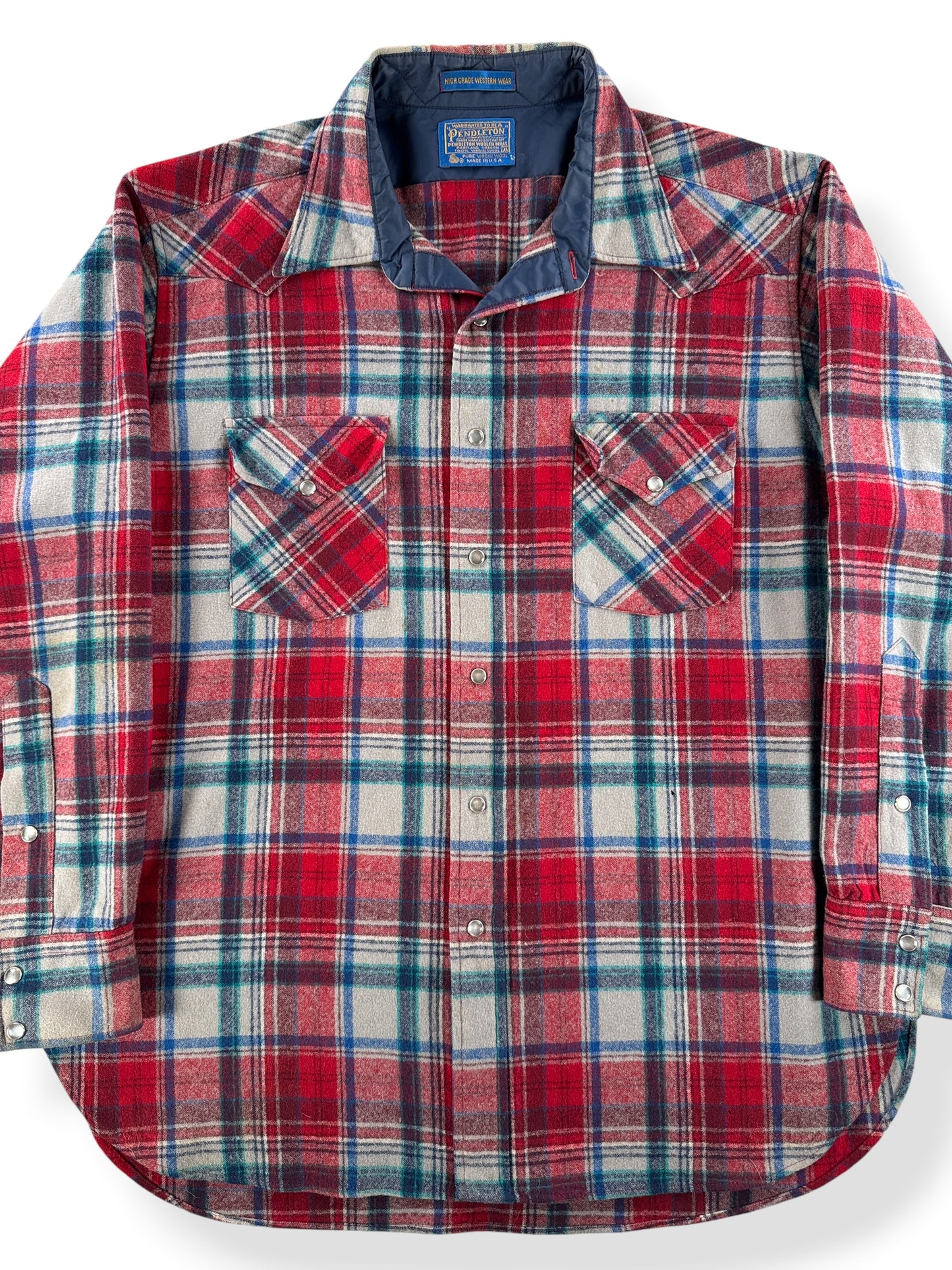 Front Close Up of Vintage Red Pendleton Western Wear Pearlsnap SZ XL