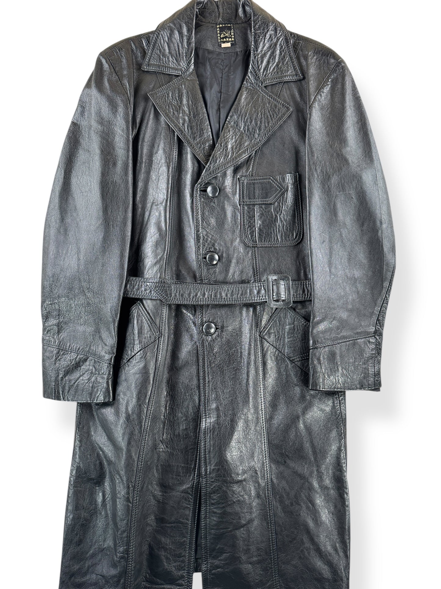 Front Close Up of Vintage 70s Black Leather Trench Coat SZ 46