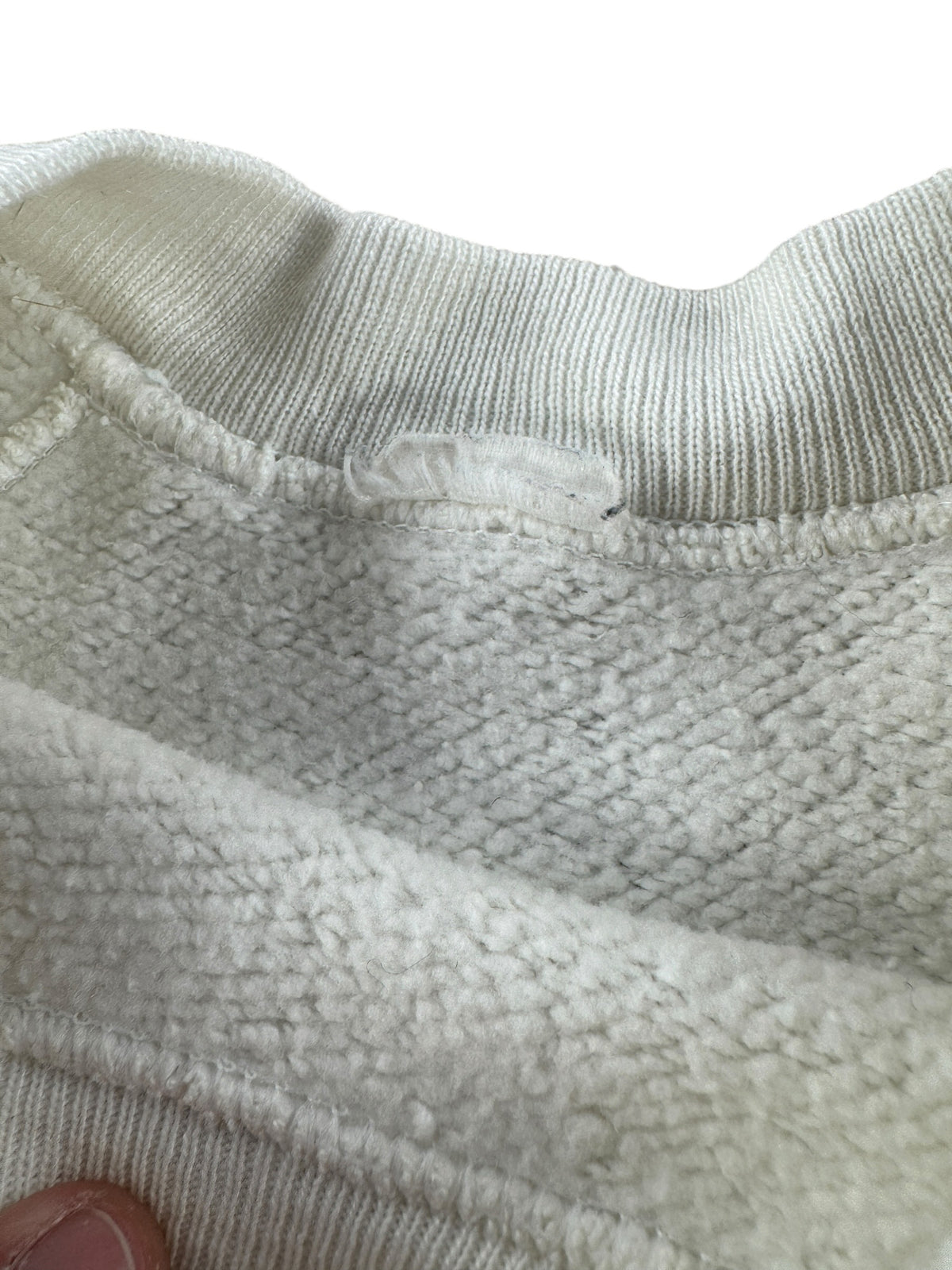 Reverse weave on Vintage Bowdoin Polar Bear Crewneck SZ L