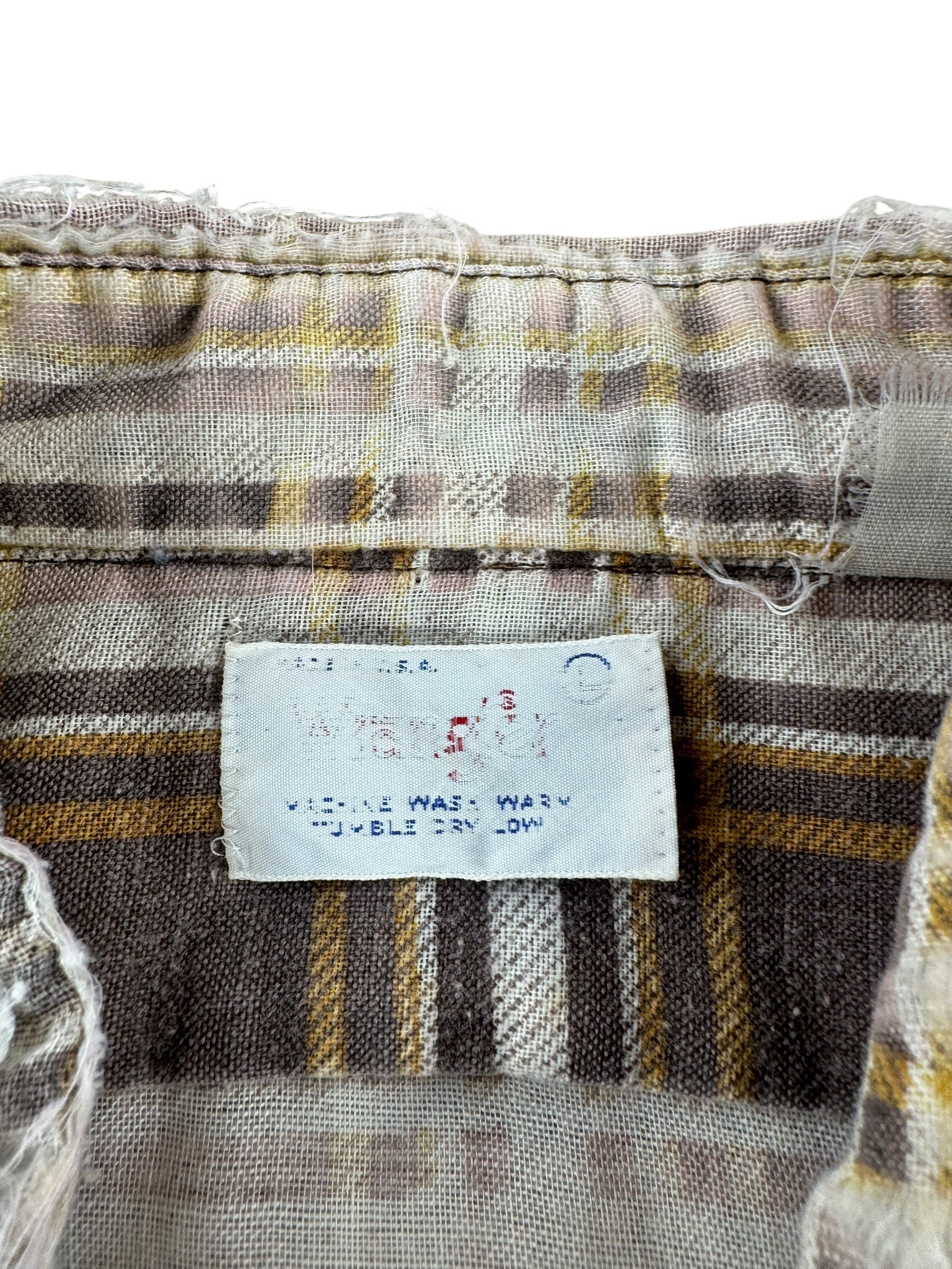 Label on Vintage Wrangler Sheer Flannel SZ L