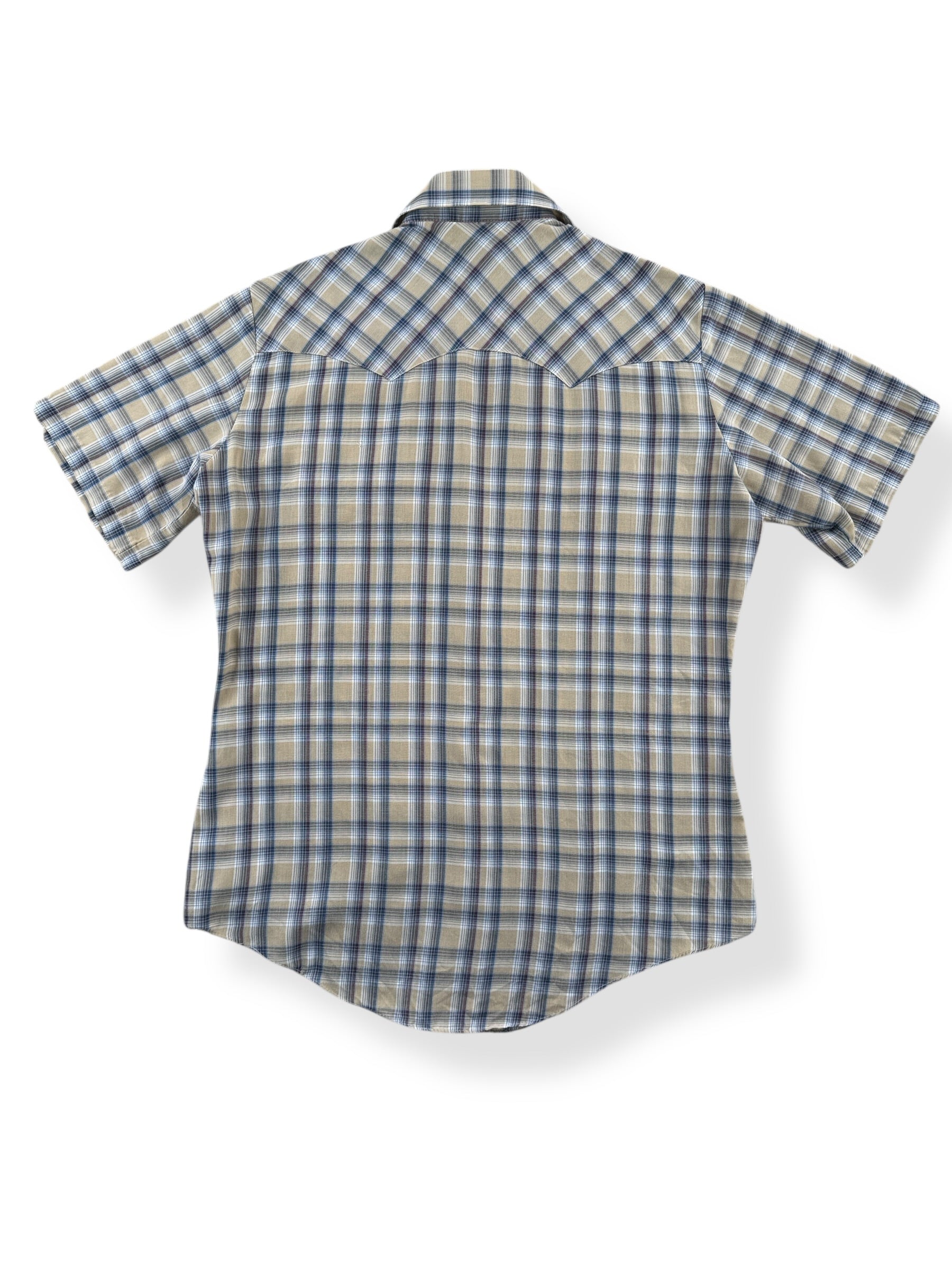 Back of Vintage Levis Cotton/Poly Blend Pearl Snap Shirt SZ M