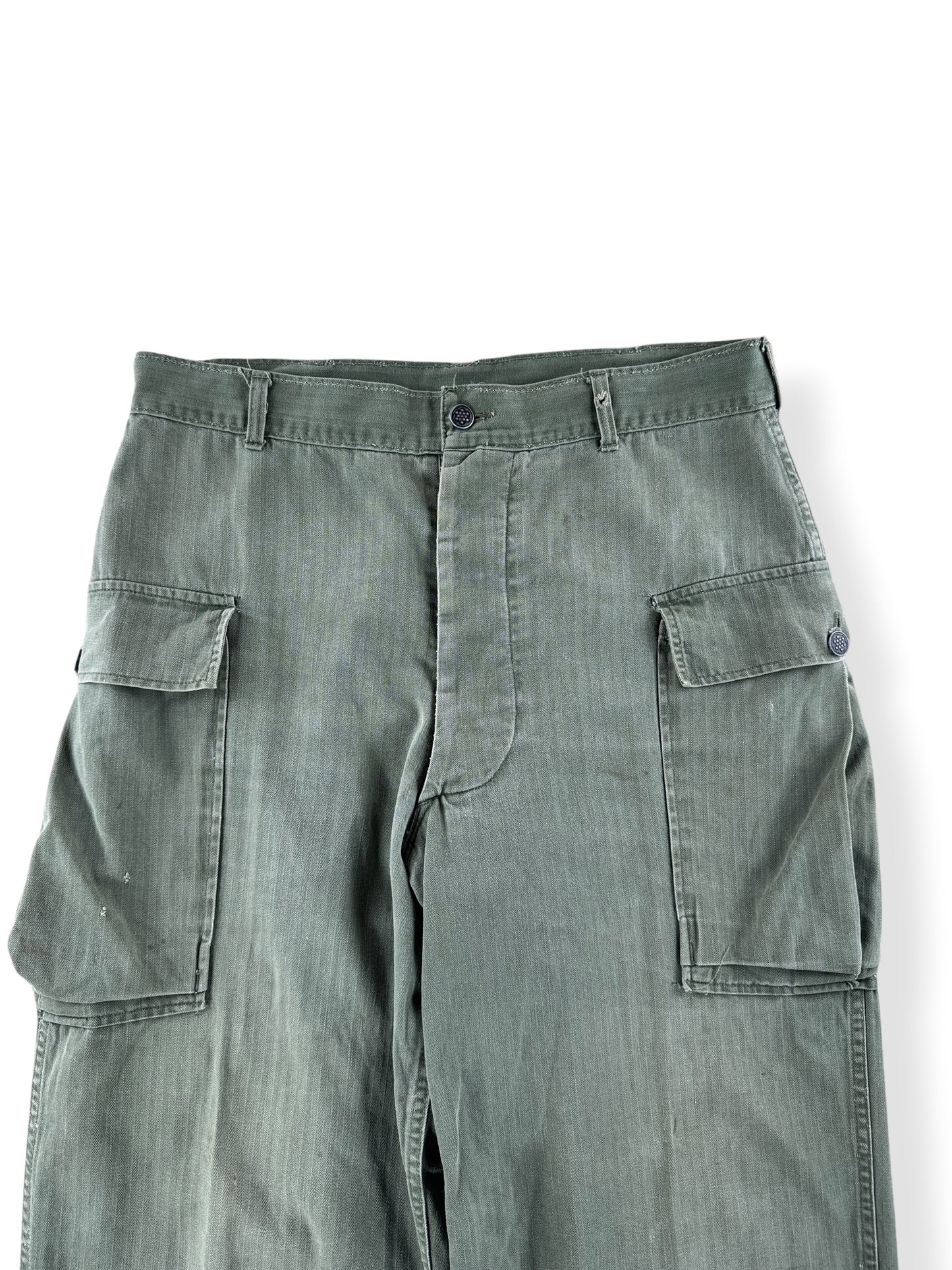Front Close Up of Vintage WW2 HBT 13 Star Cargo Pants W36 (Fits W34)