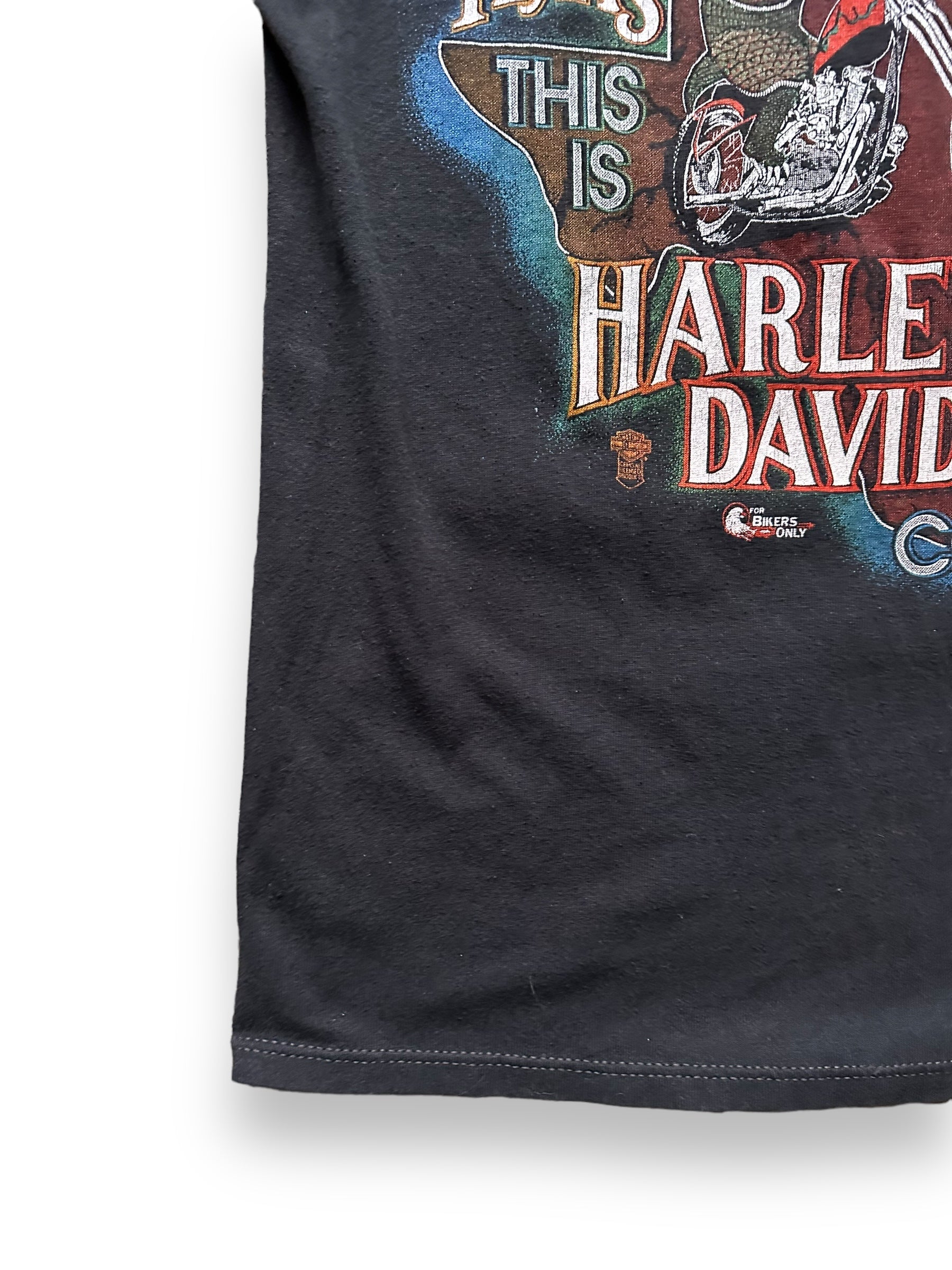 Lower Right Front Quadrant of Vintage This Is Harley Davidson Country Tee SZ M | Vintage Harley Tee | Barn Owl Vintage Seattle