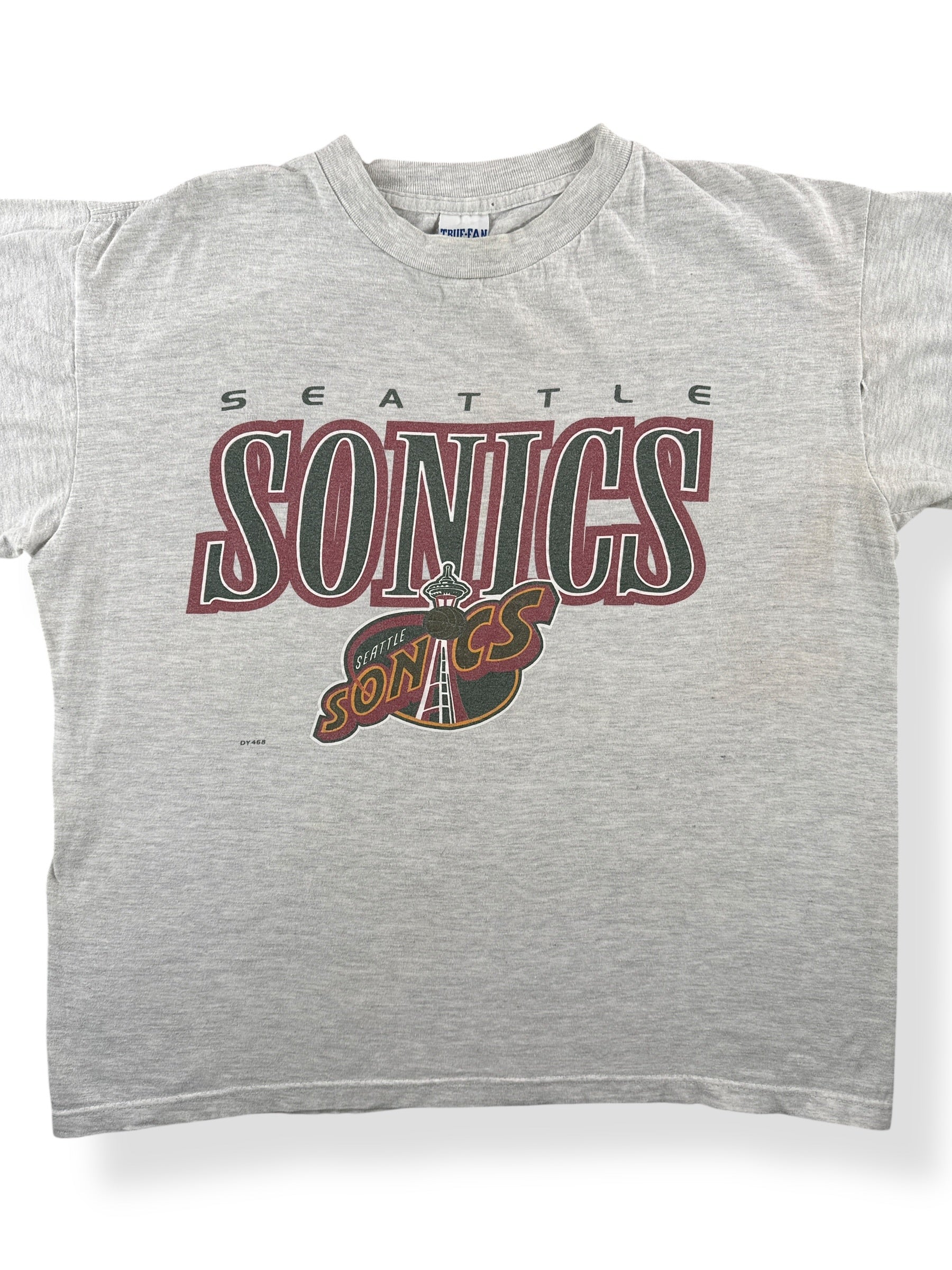 Front Close Up of Vintage Seattle Supersonics Tee SZ L
