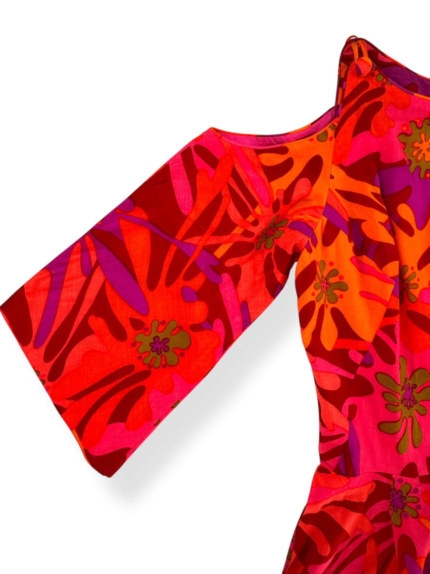 Right shoulder 1960s Waltah Clark's Aloha Palazzo Pantsuit S