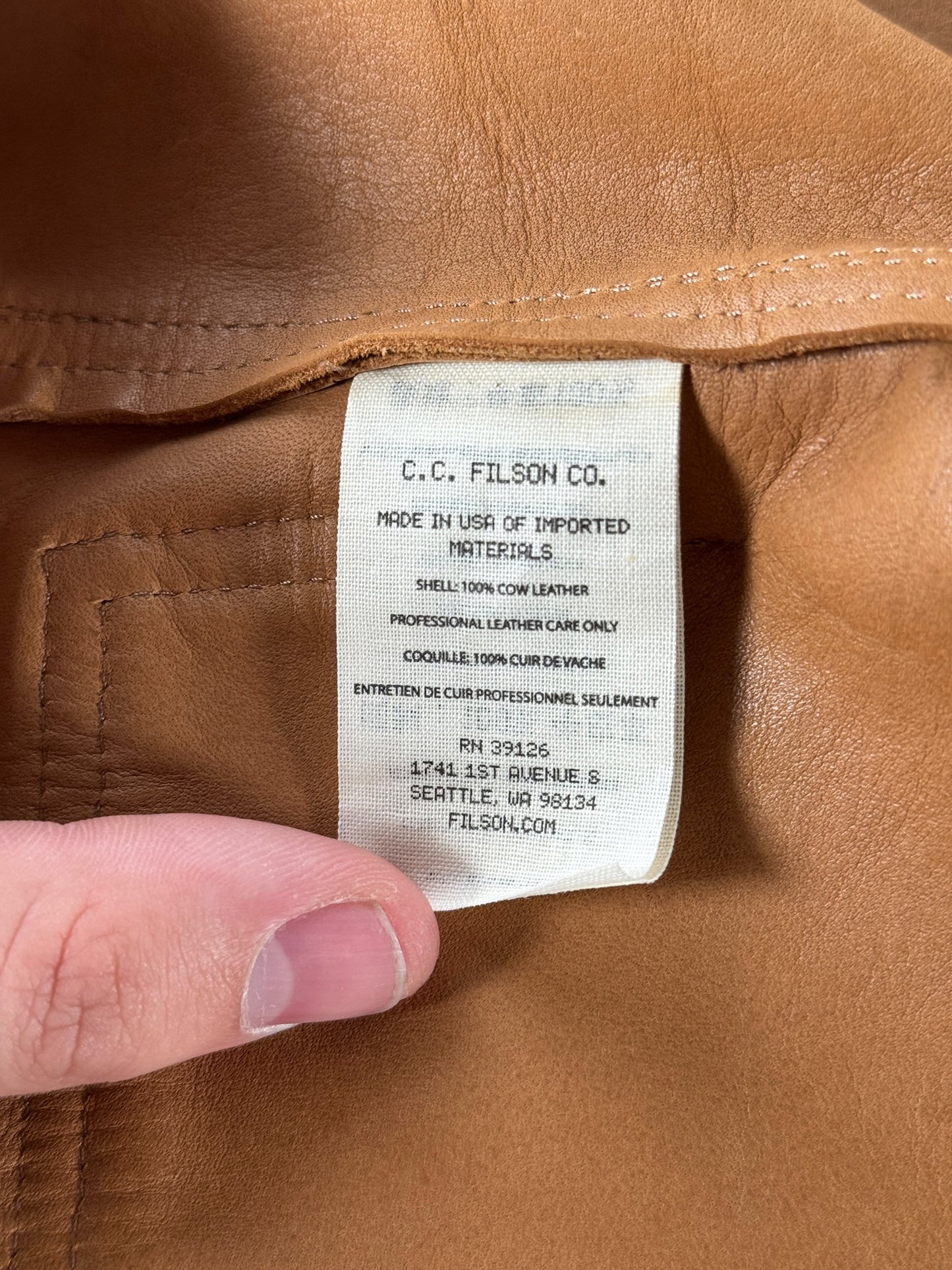 Tag n Filson Dark Tan Roughout Leather Short Cruiser SZ M