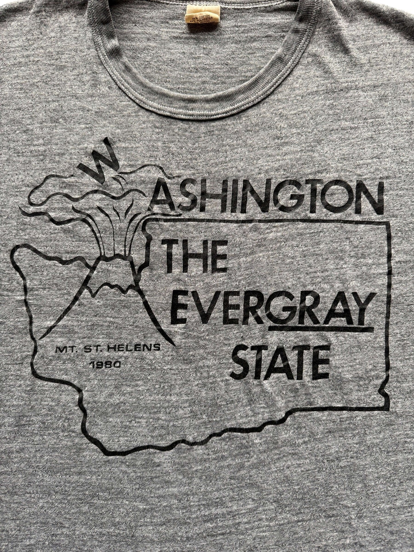 Front Graphic of Vintage Washington The Evergray State Tee SZ XL