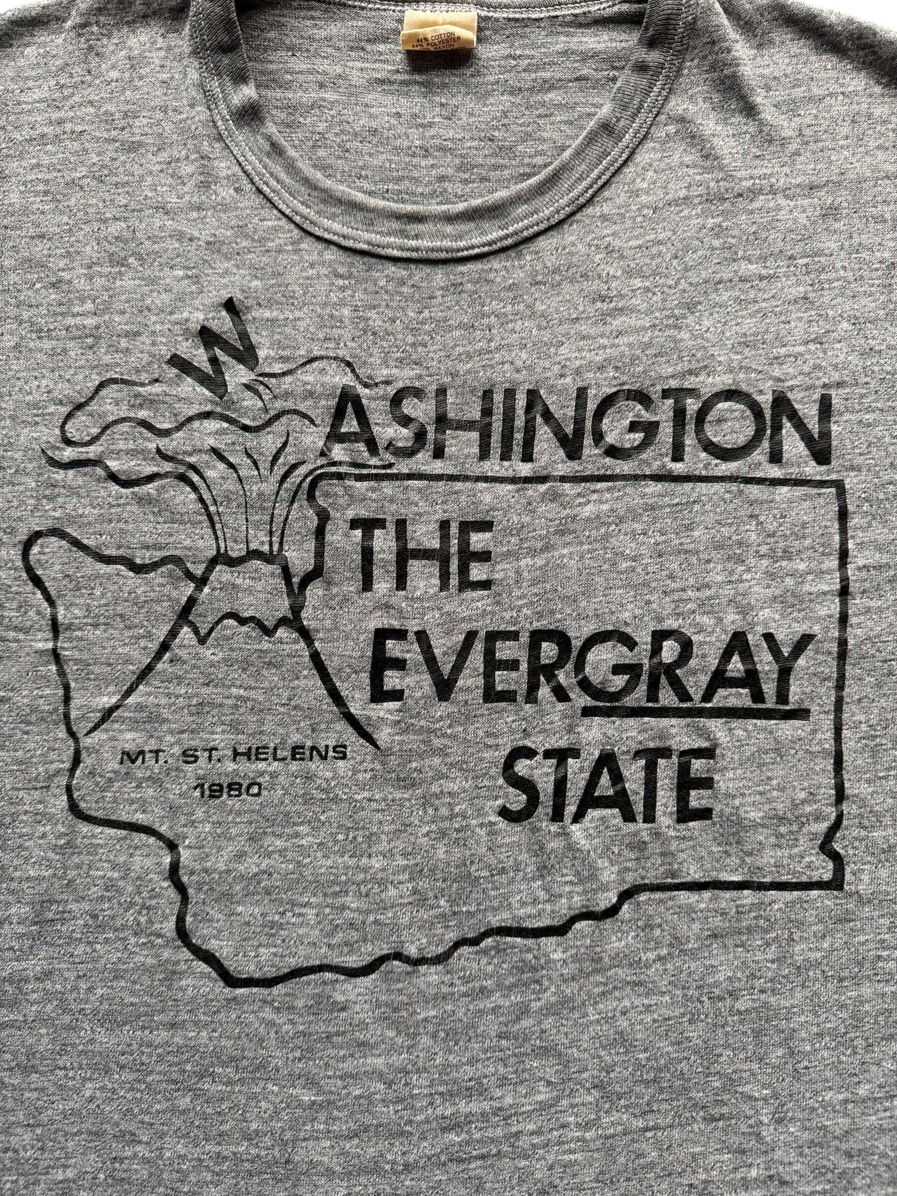 Front Graphic of Vintage Washington The Evergray State Tee SZ XL