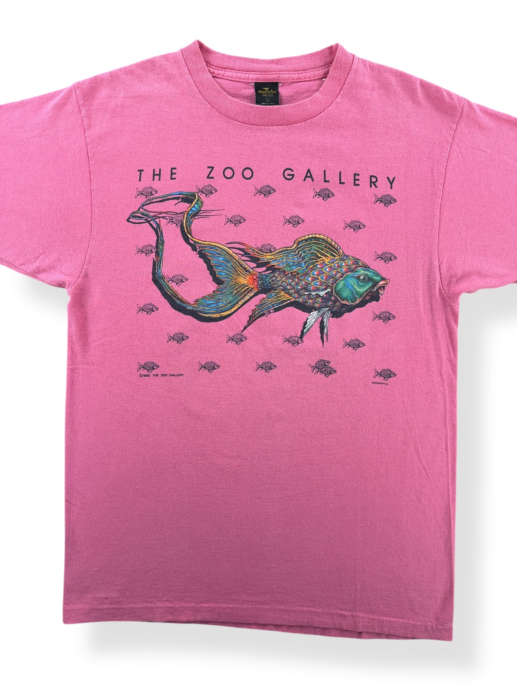 Front Close Up of Vintage Pink Zoo Gallery Wizard Tee SZ L (Fits M)