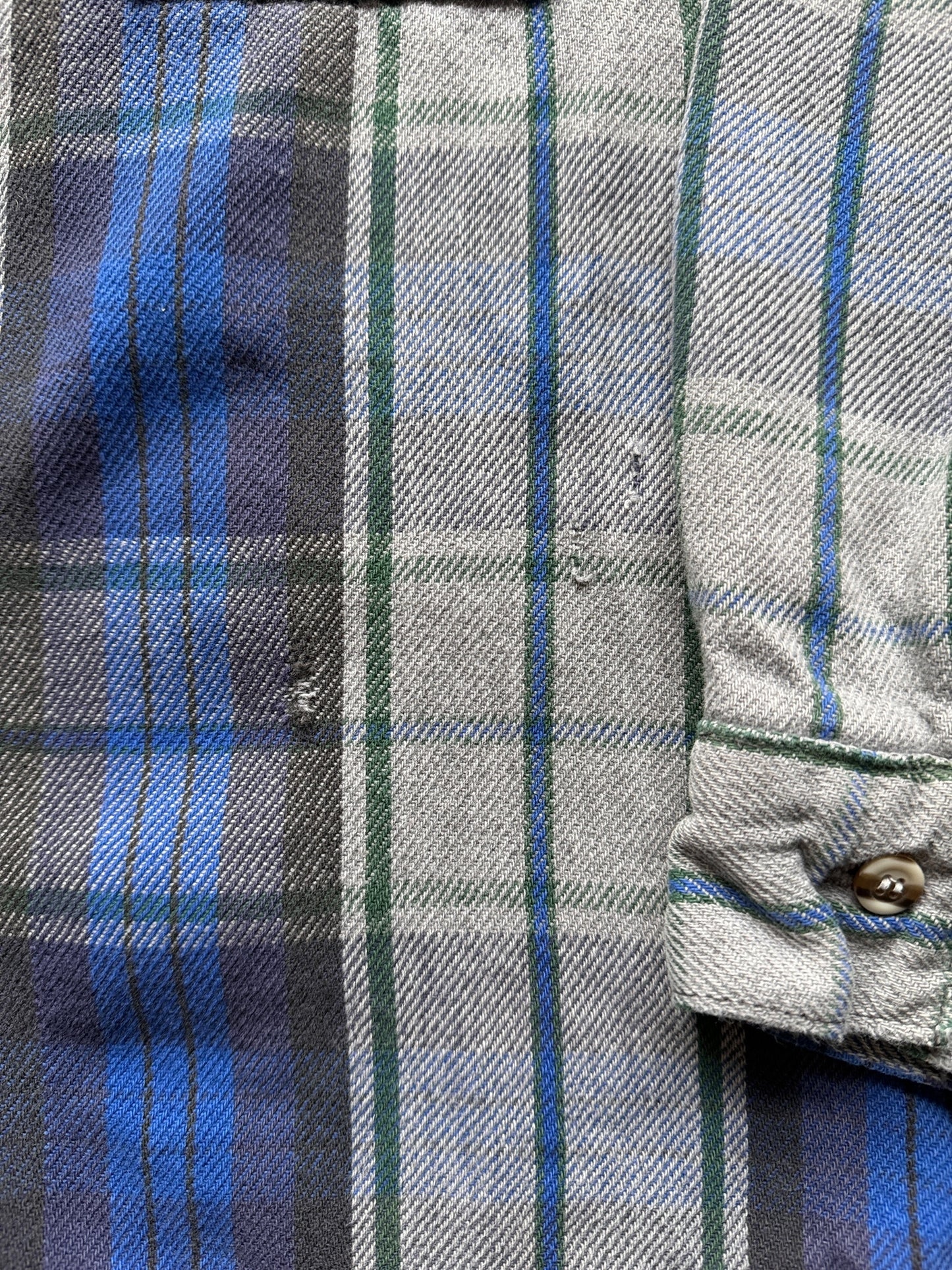 small holes on Vintage Five Brothers Green/Blue Cotton Flannel SZ L