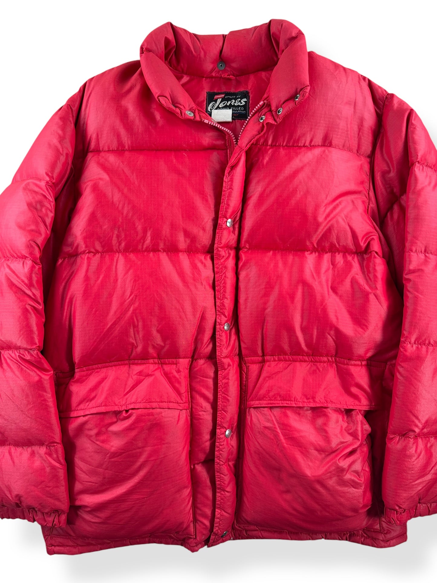 Front Close Up of Vintage Jones Red Puffer Jacket SZ L