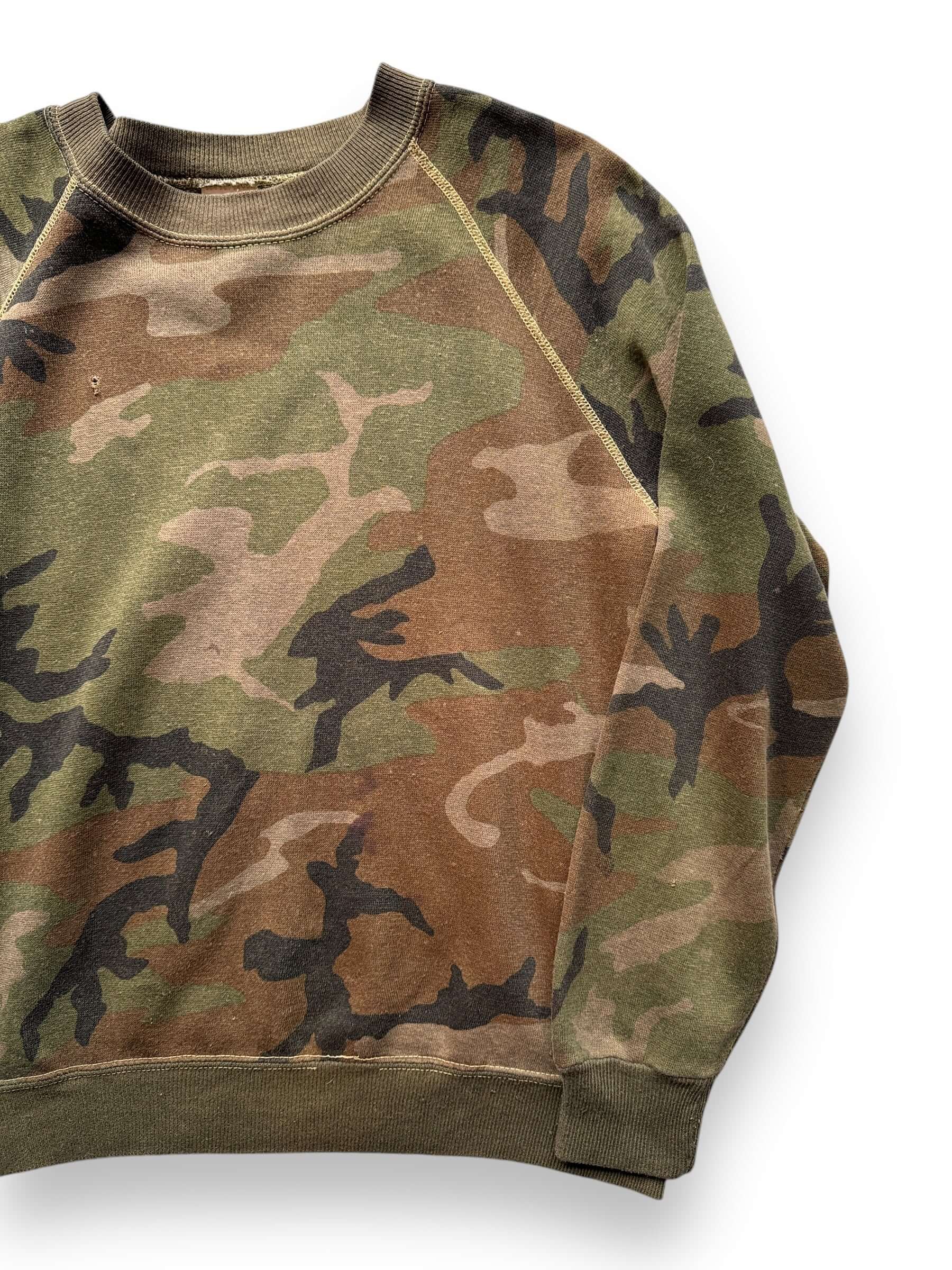 front left of Vintage Basset Walker Camo Crewneck SZ M