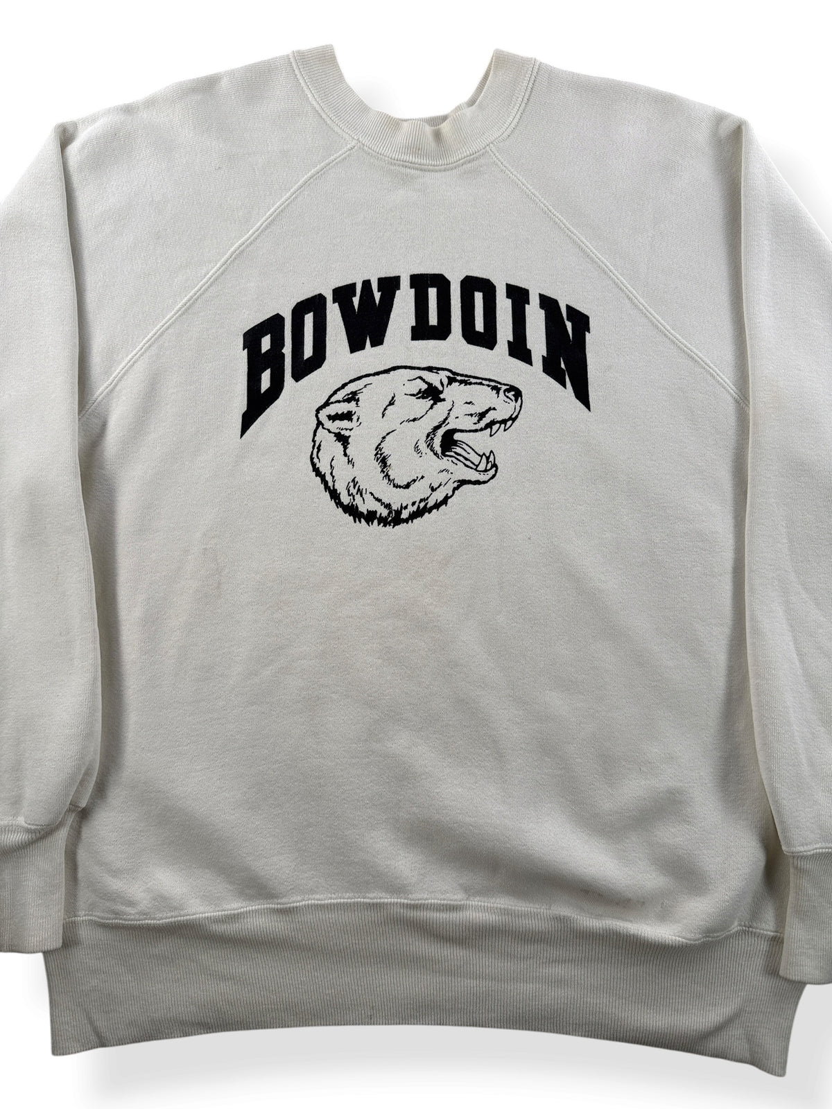 Close-up of Vintage Bowdoin Polar Bear Crewneck SZ L