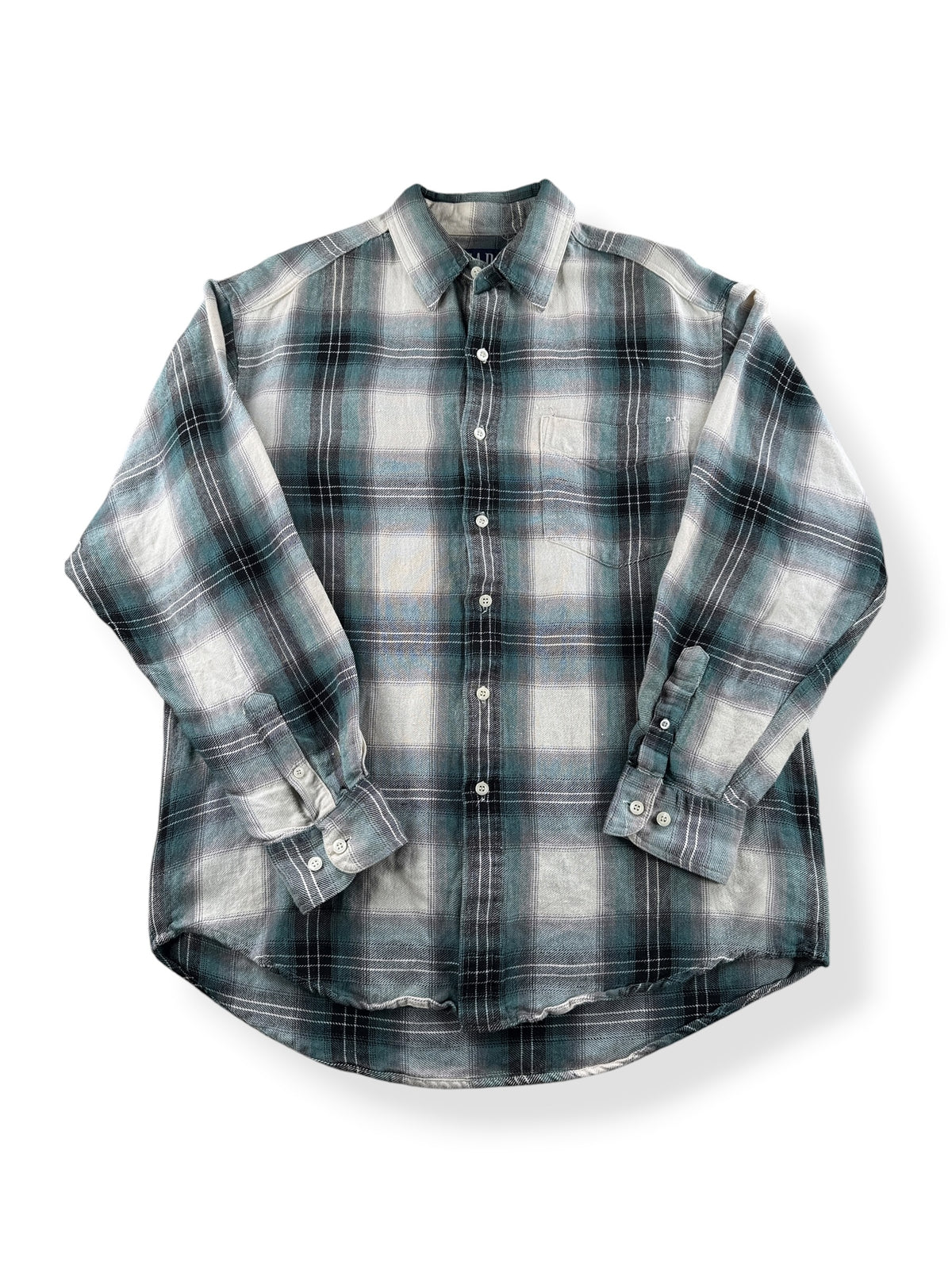 Front of Vintage 90s GAP Shadowplaid Rayon Shirt SZ M