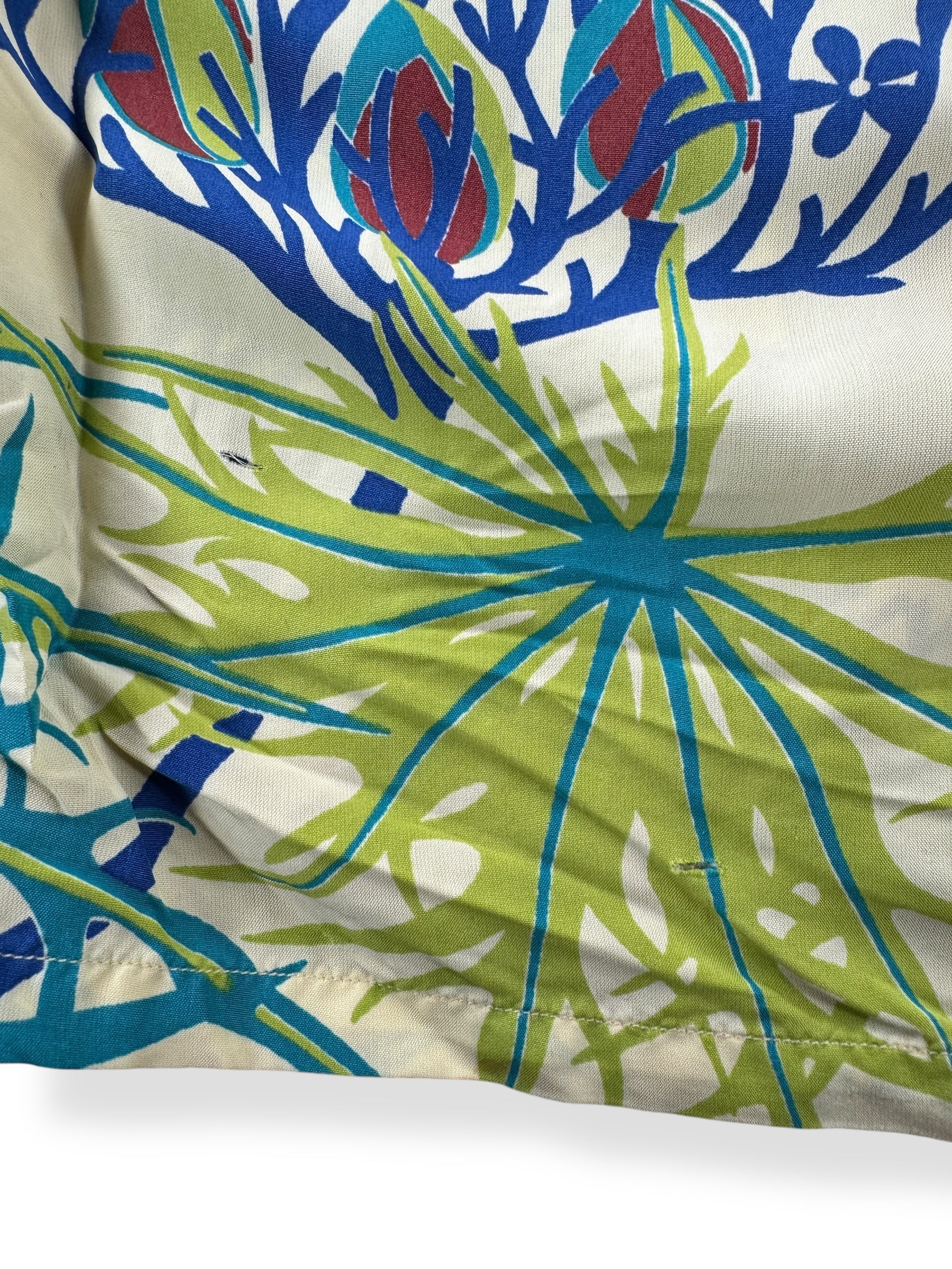 Hole on Vintage Undersea Kamehameha Aloha Shirt SZ L