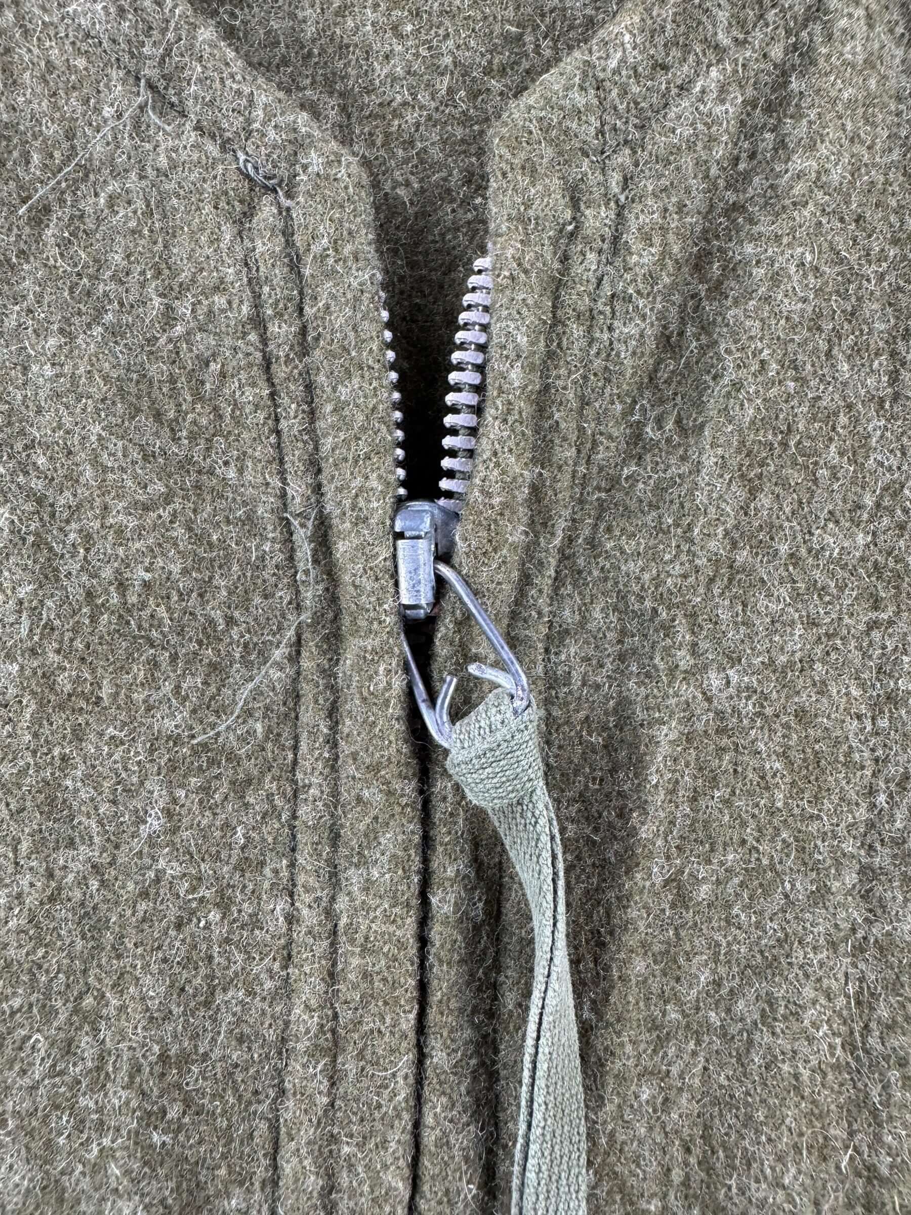 Zipper on Vintage Handmade Mackinaw Wool Zip Up Vest SZ L