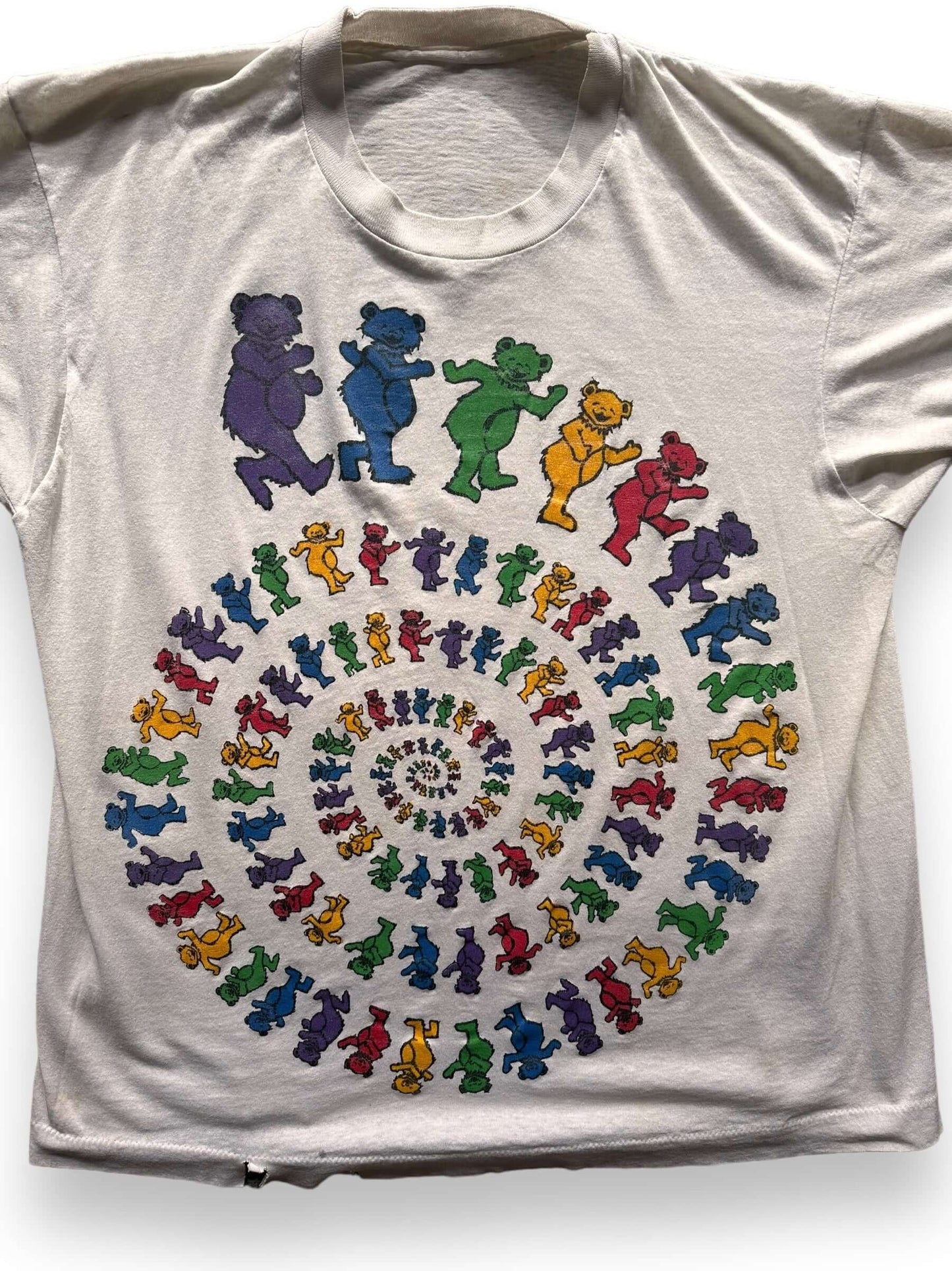 front close up of Vintage Grateful Dead Bears Spiral Band Tee SZ M