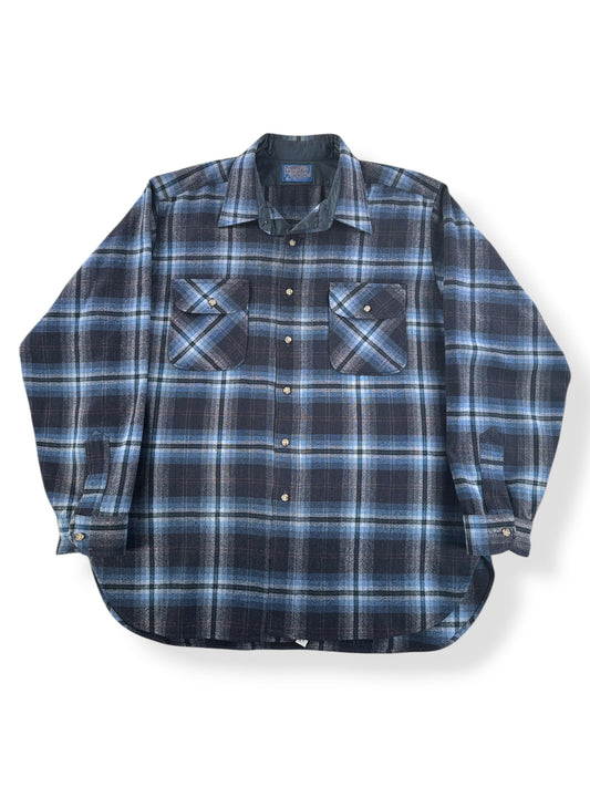 Front of Vintage Pendleton Blue & Black Flannel SZ XL