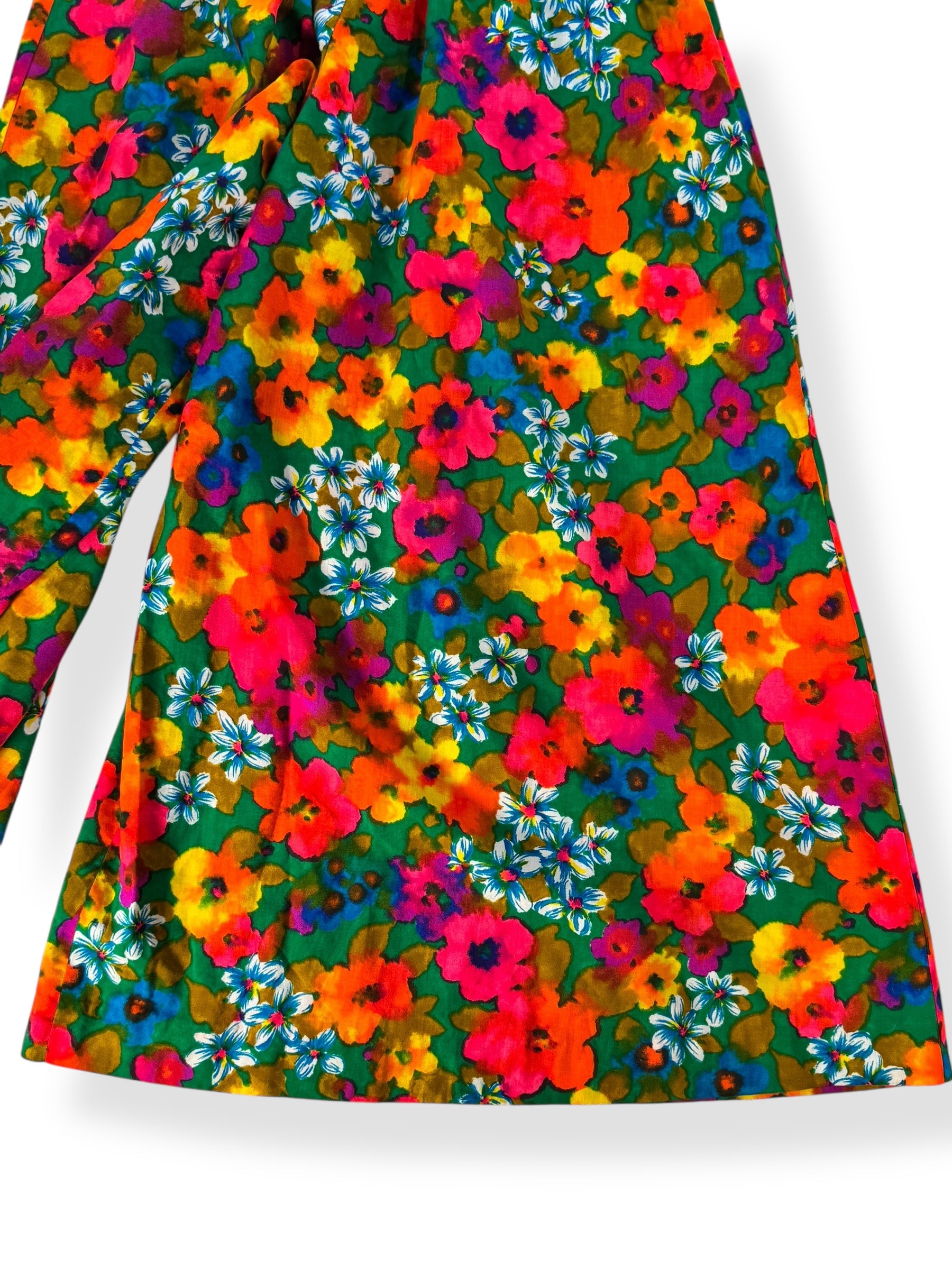 Leg width 1960s Sun Fashions Palazzo Jumpsuit S