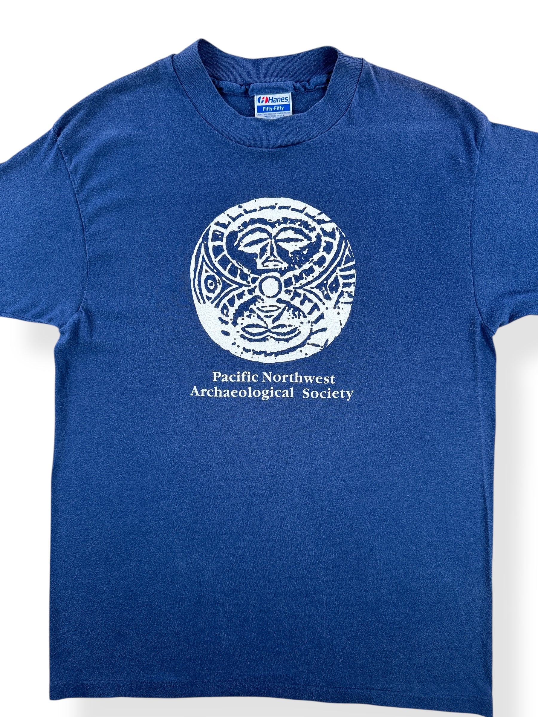 Front Close Up of Vintage Pacific Northwest Archaeological Society Tee SZ M
