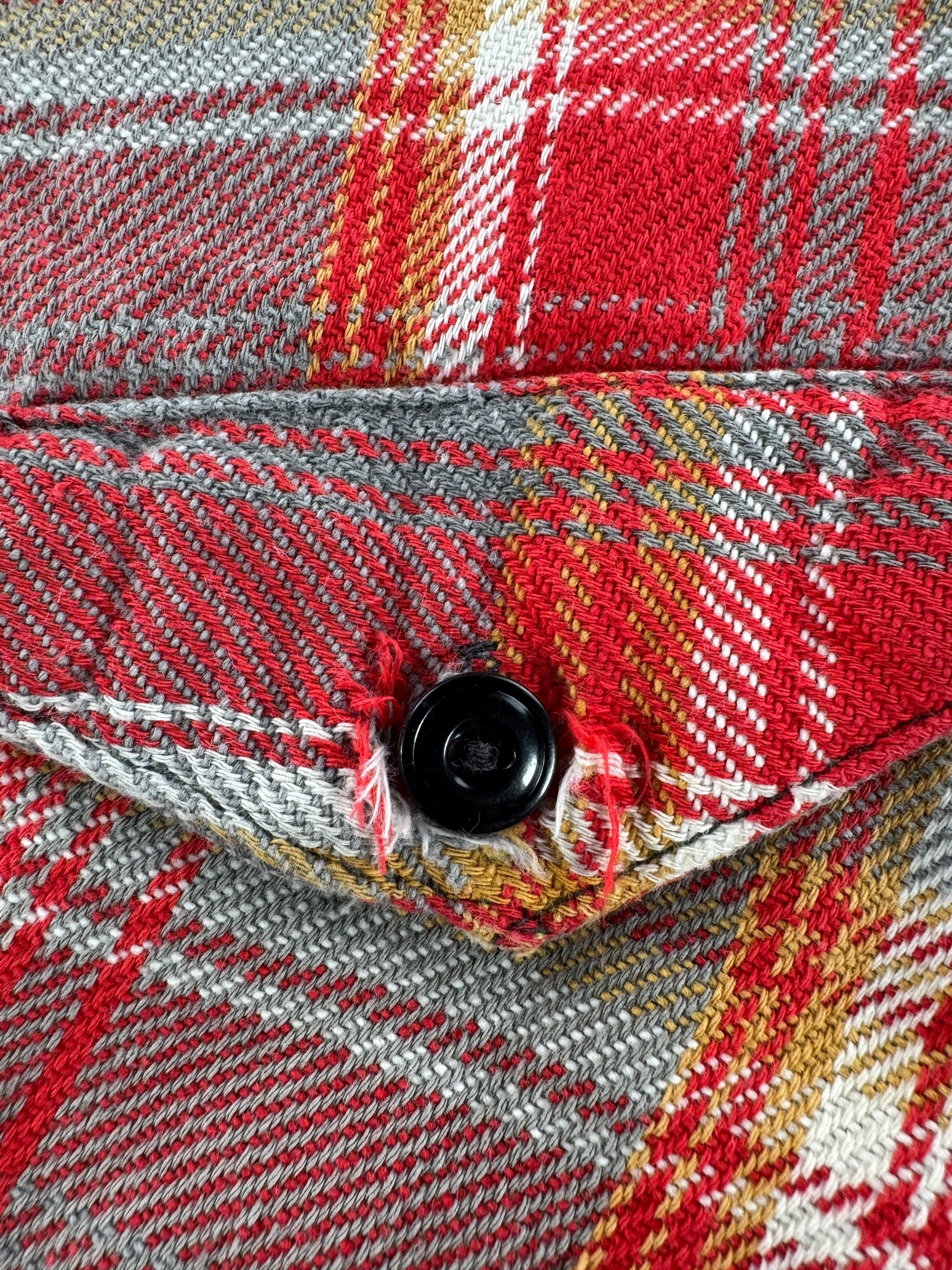 Button on Vintage Frostproof Cotton Flannel SZ 15 1/2 (Fits S)