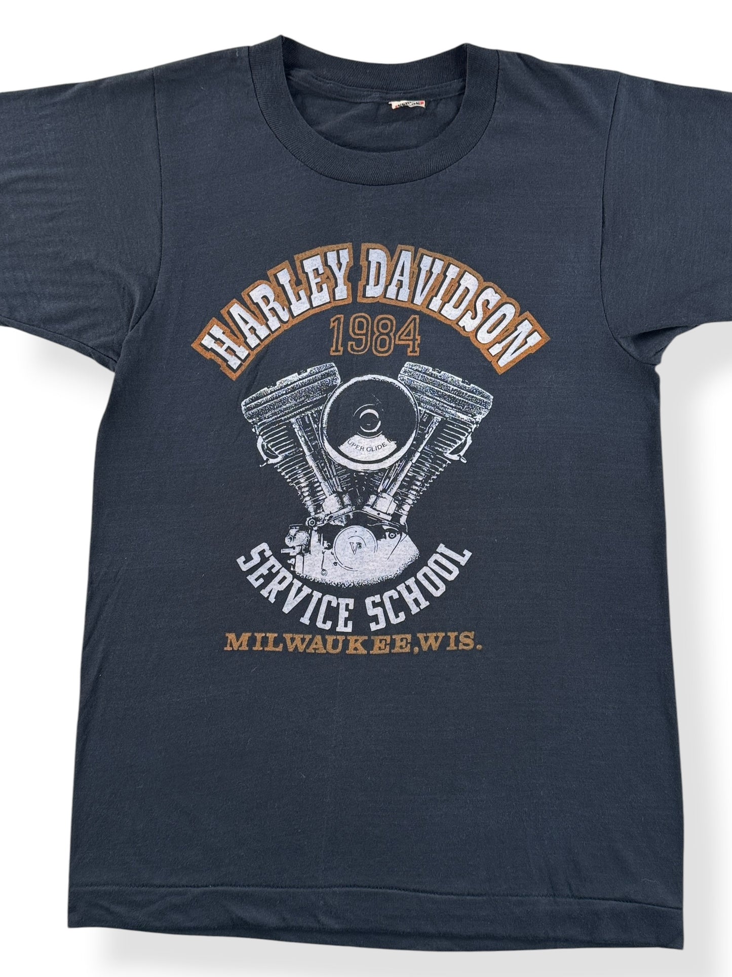 Front Close Up of Vintage Harley Davidson Service School Milwaukee Tee SZ S (Fits XS)
