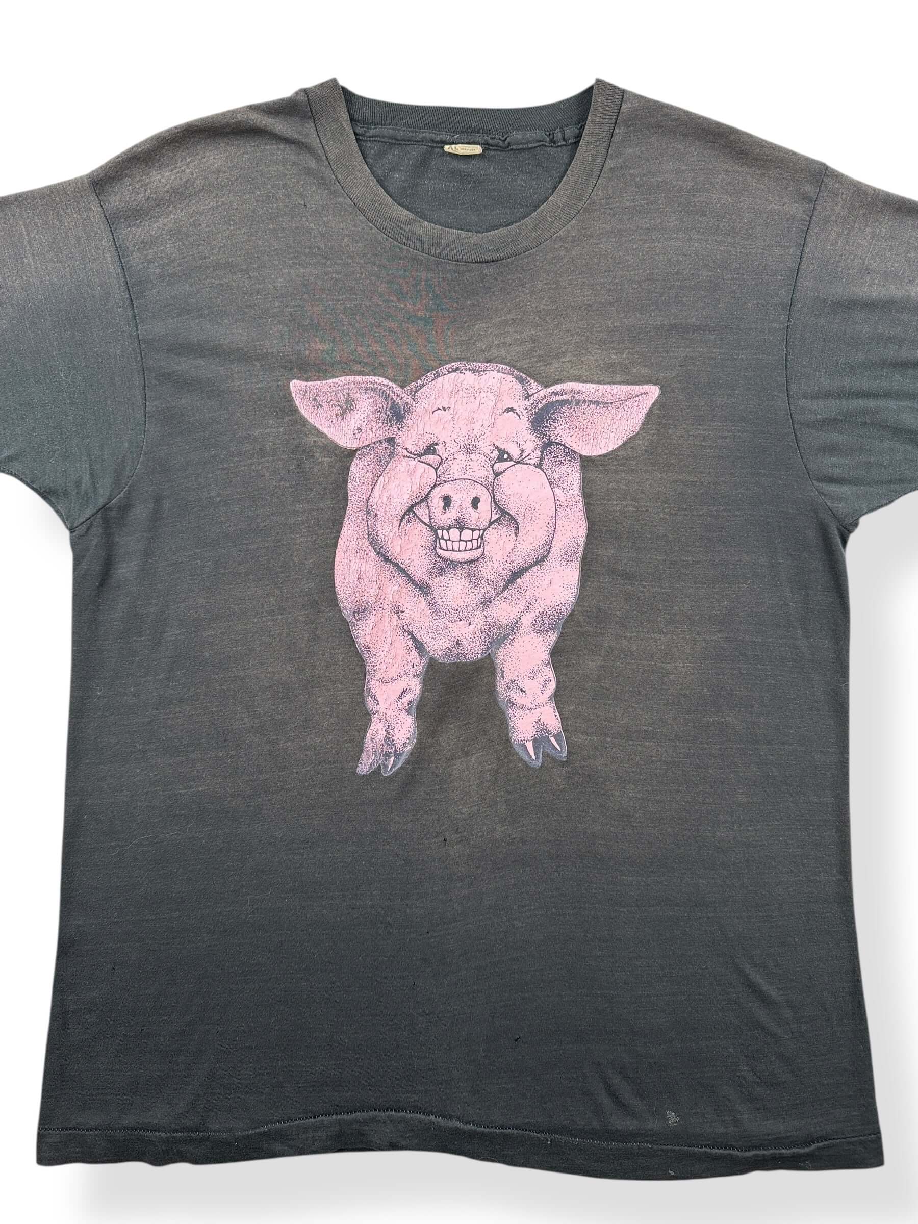 Front Close Up of Vintage Armadillo BBQ Kirkland Tee SZ XL (Fits M)