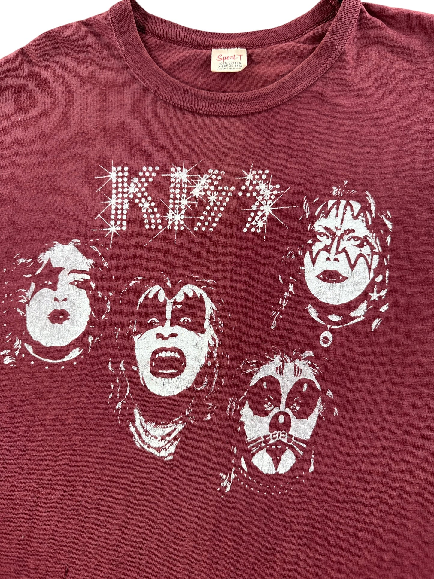 Graphic of Vintage 70s Maroon Kiss Tee SZ XL (Fits L)