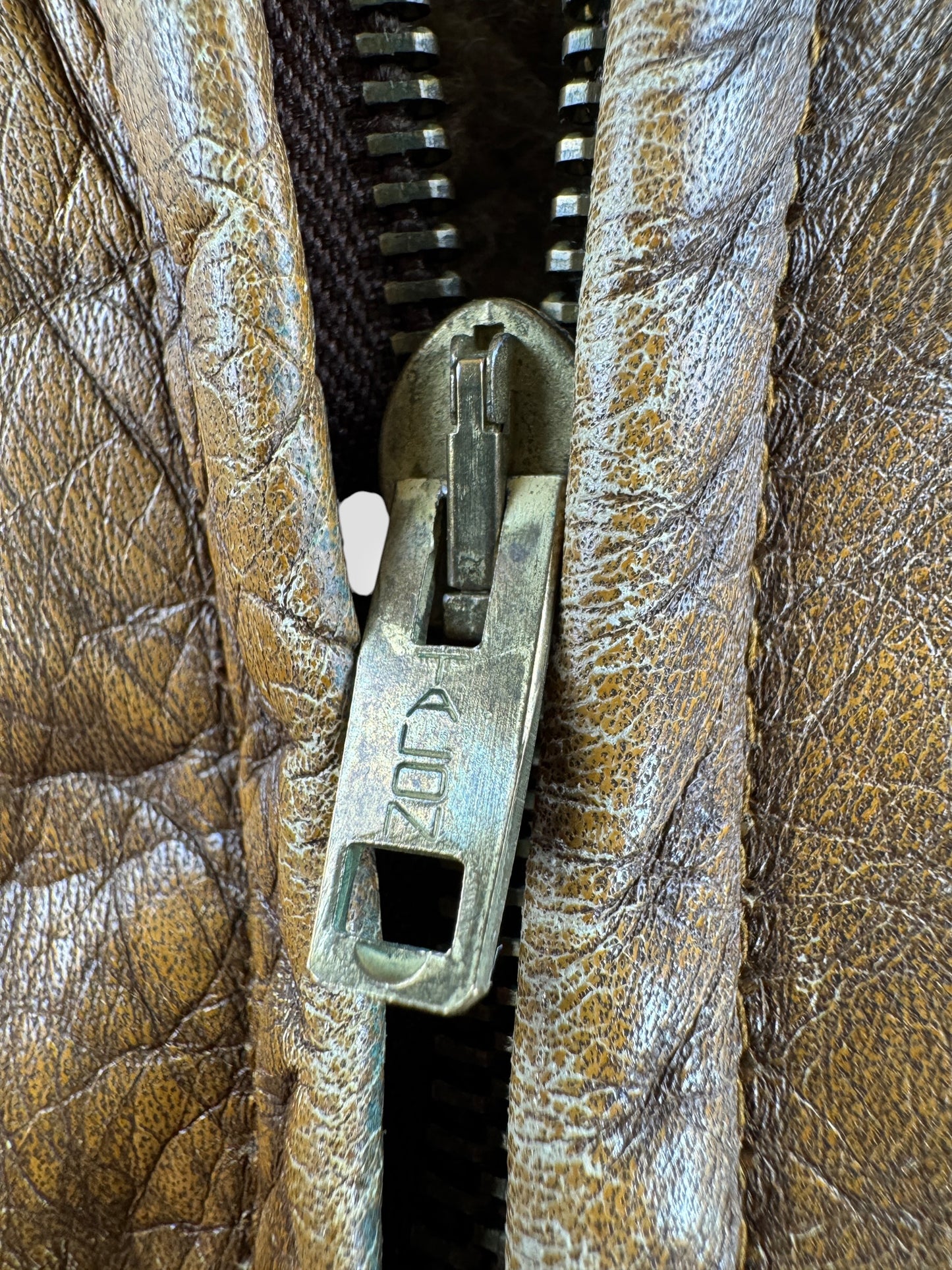 Zipper on Vintage Great Patina Lined Brown Cafe Racer Jacket SZ L
