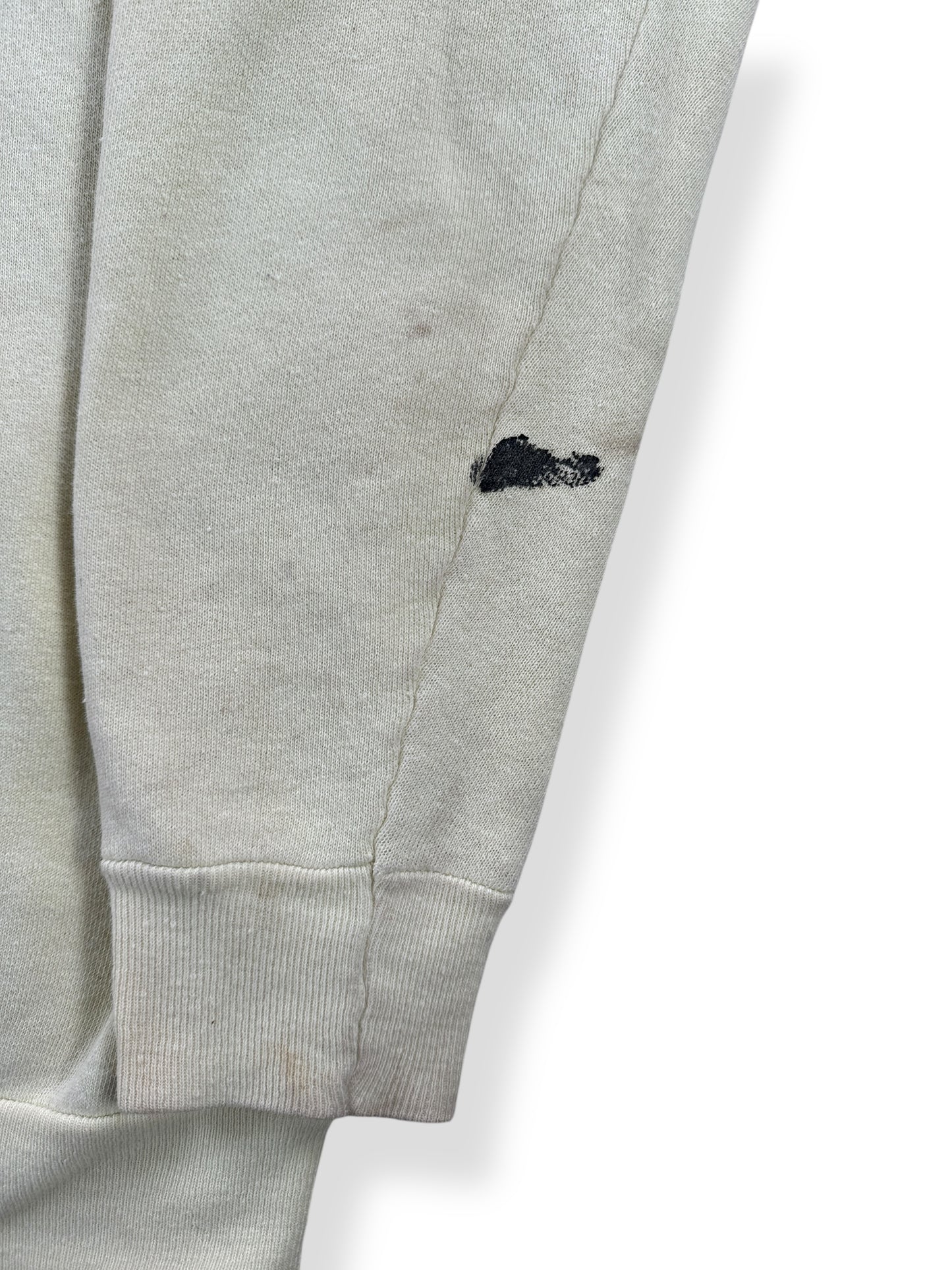 Stain on Vintage La Jolla Shores Beach & Tennis Club Crewneck SZ XL