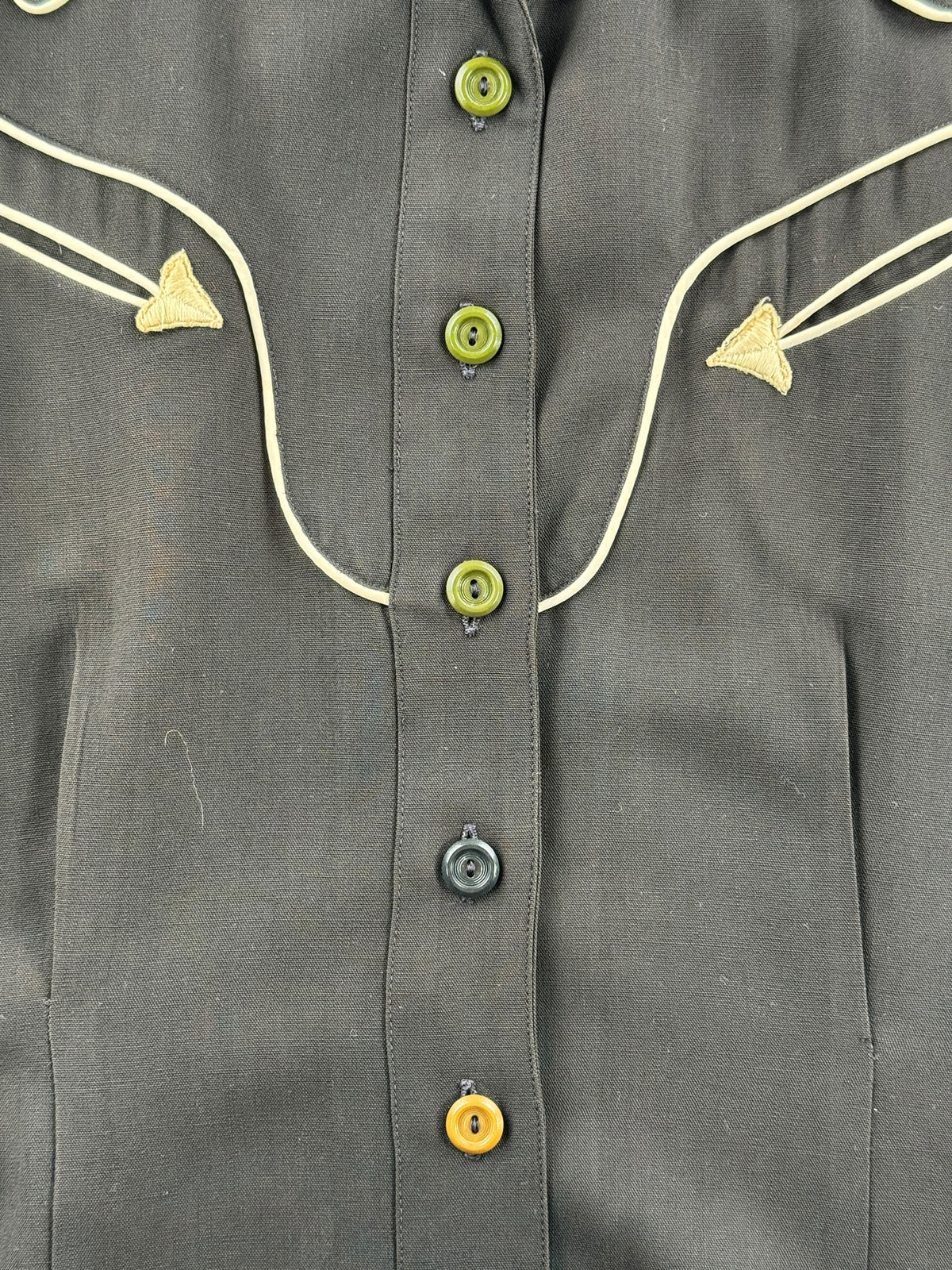 Different color buttons on Vintage Connie Sportswear Wool Gabardine Western Top SZ M