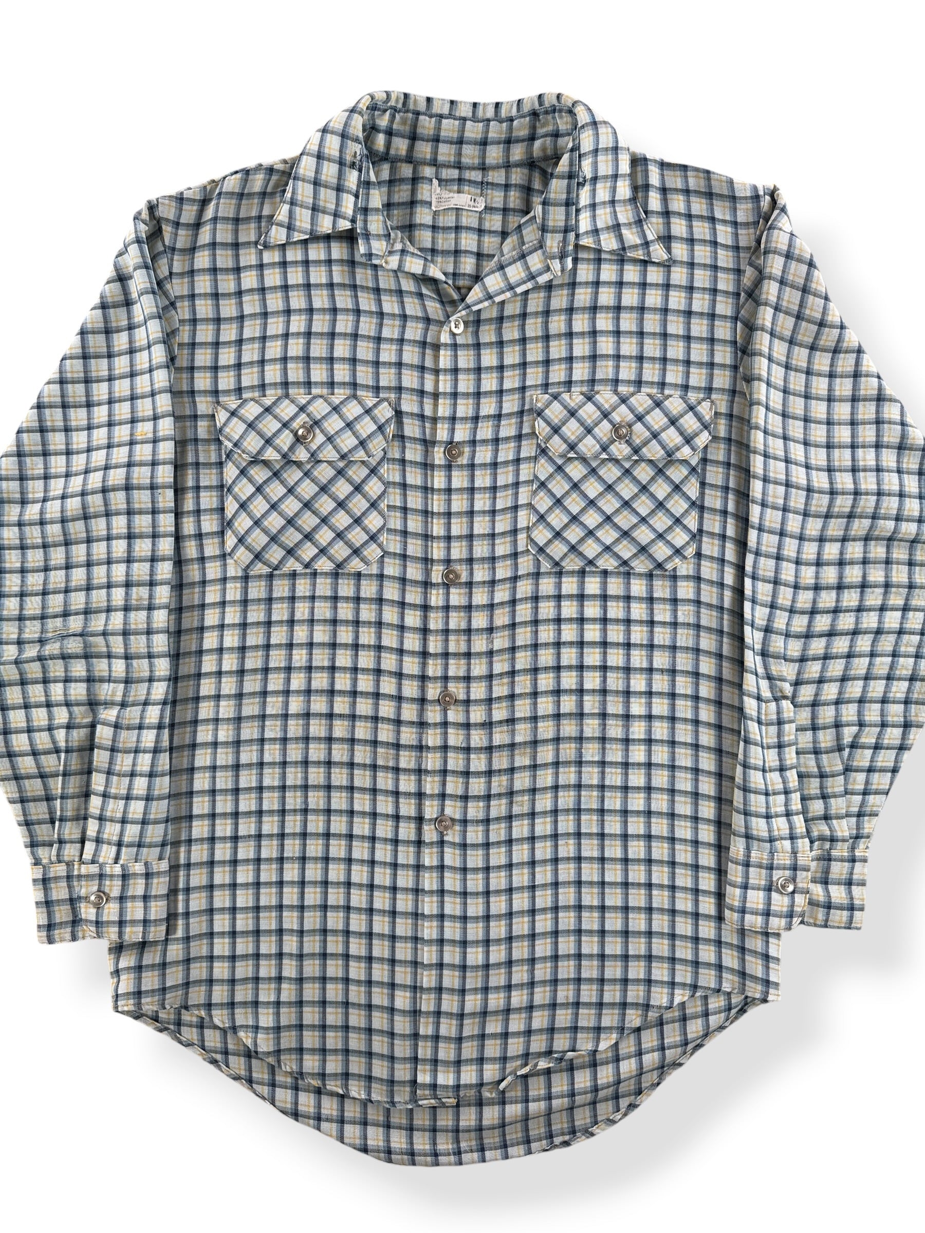 Front Close Up of Vintage JC Penney Plaid Longsleeve Shirt SZ M