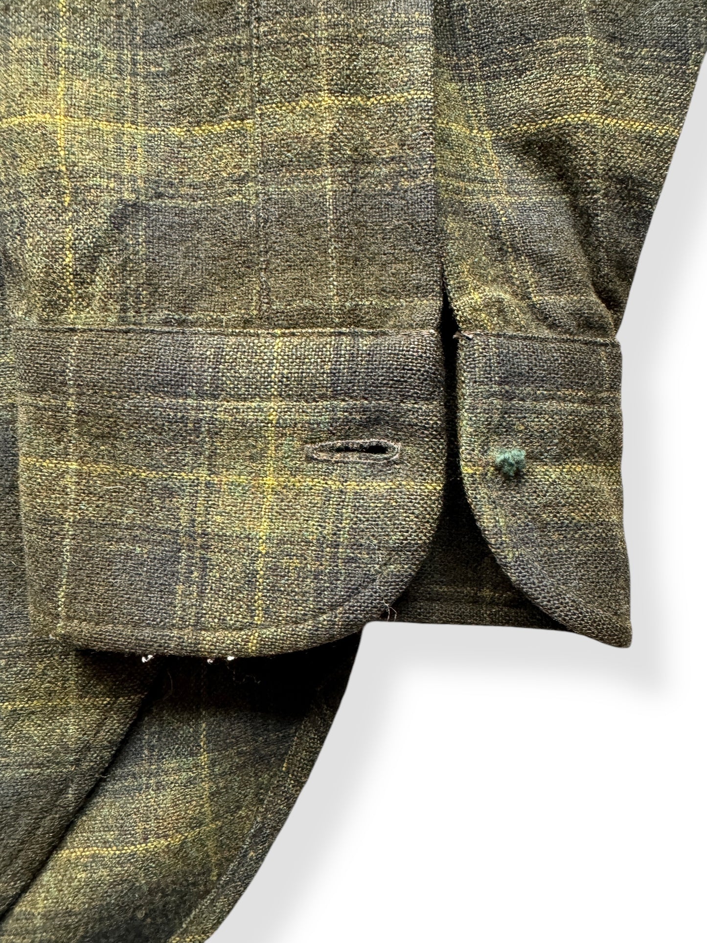 Missing Button on 50s Era Green Plaid Pendleton Flannel SZ M