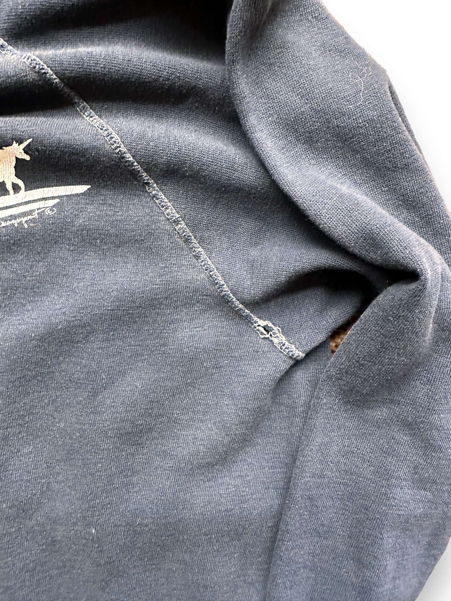Dropped Stitch on Seam of Vintage Double Unicorn Crewneck SZ M | Vintage Sweatshirt Seattle
