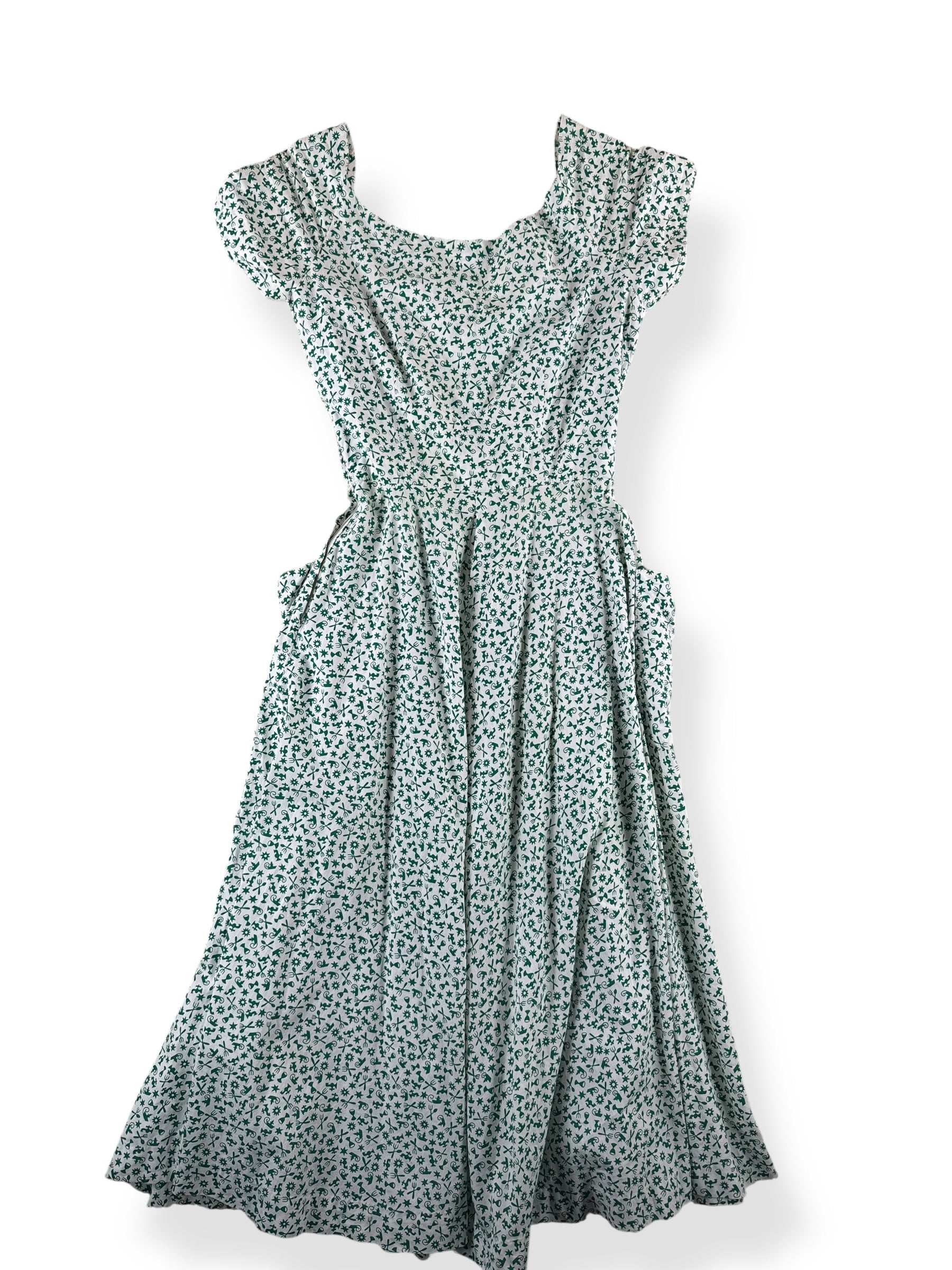 Back of Vintage Green Patterned House Dress SZ M