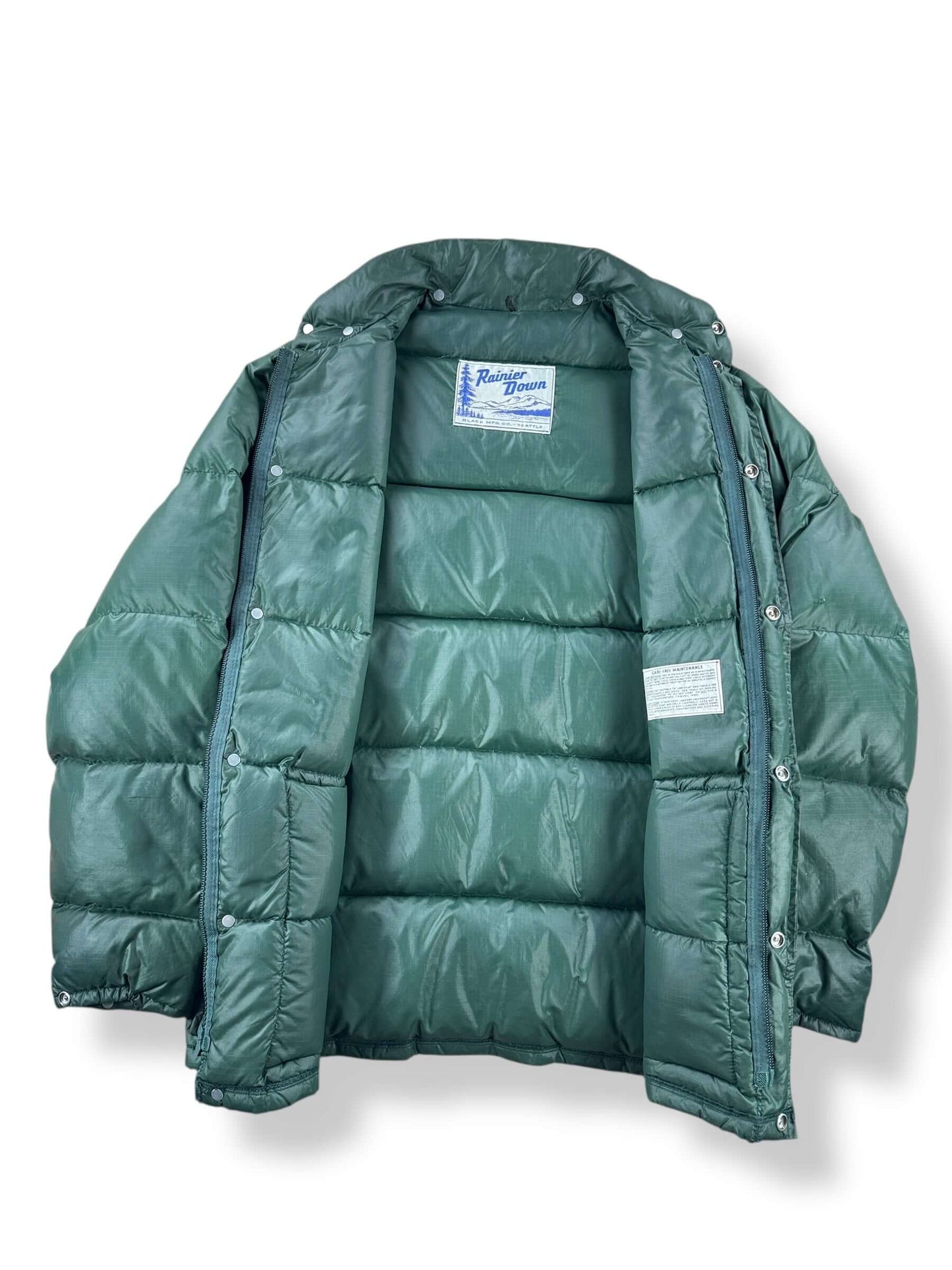 Inside of Vintage Black Mfg Co Rainier Down Jacket SZ L