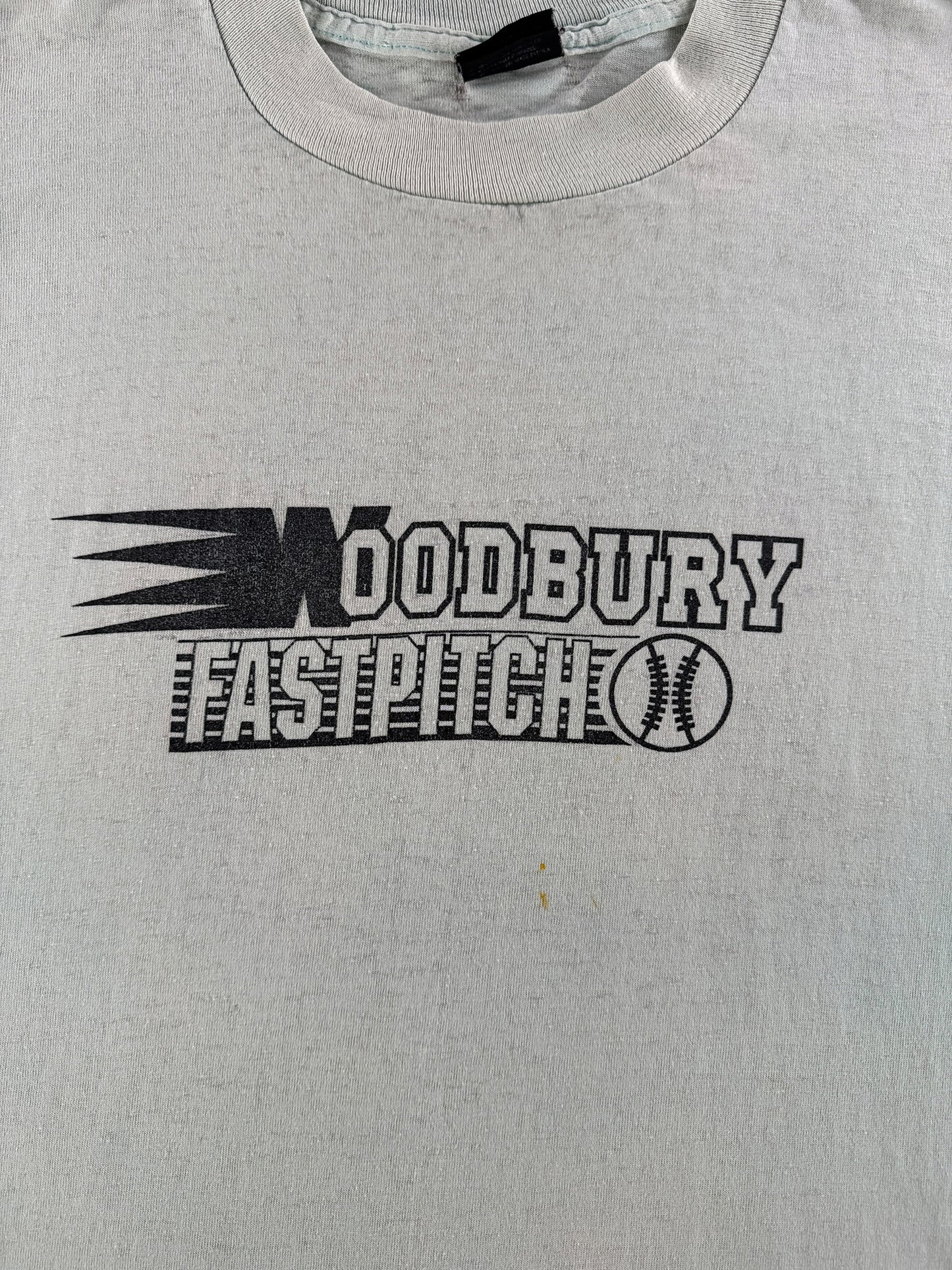 Front graphic on Vintage Woodbury Fast Pitch Tee SZ L