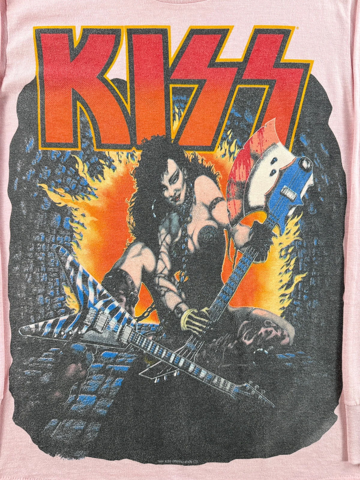 Graphic on Vintage 80s Kiss 'Slave Girl' Pink Longsleeve Baby Tee SZ S