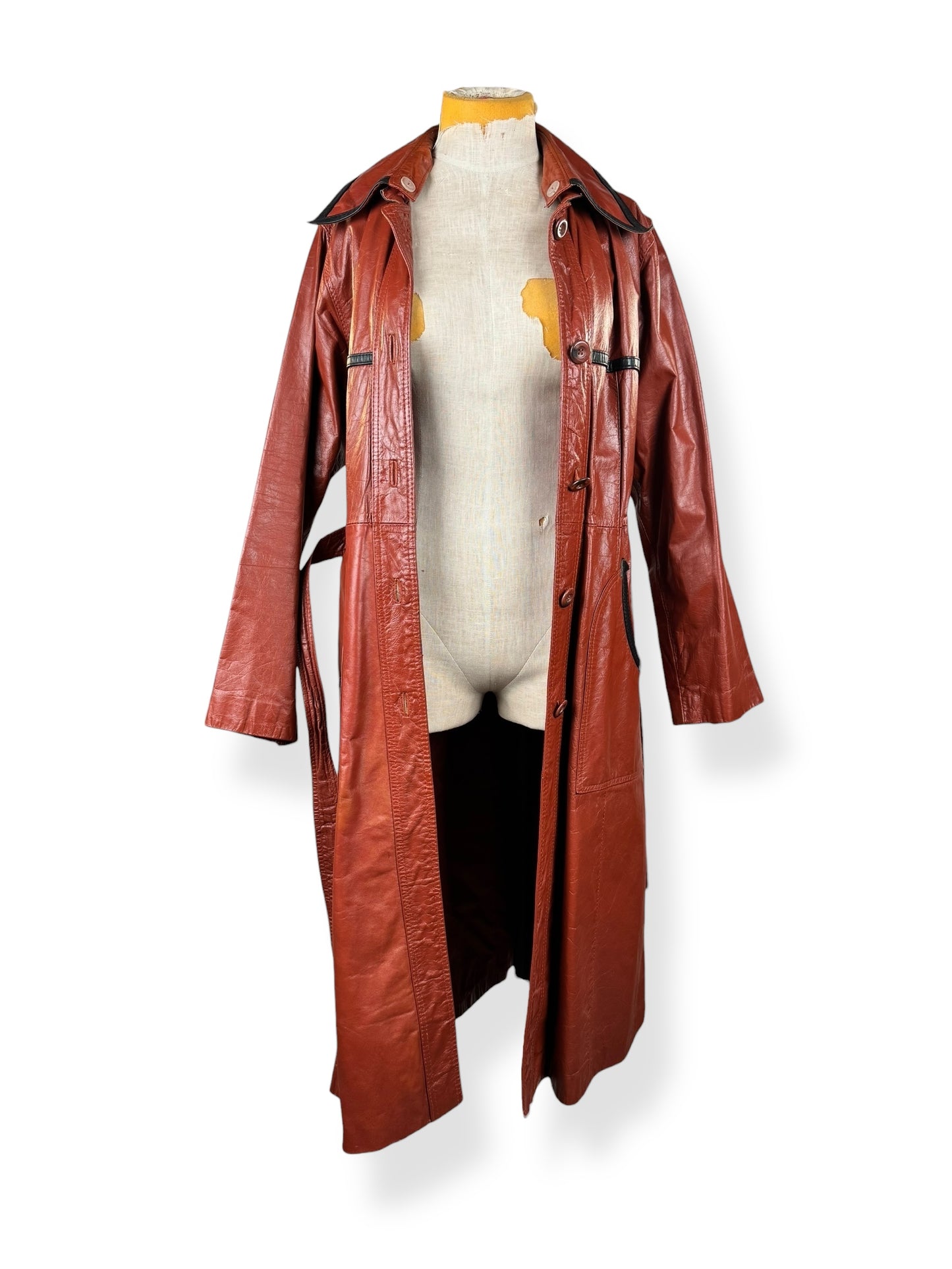 Open view of 1970s Belted Leather Trench S-M