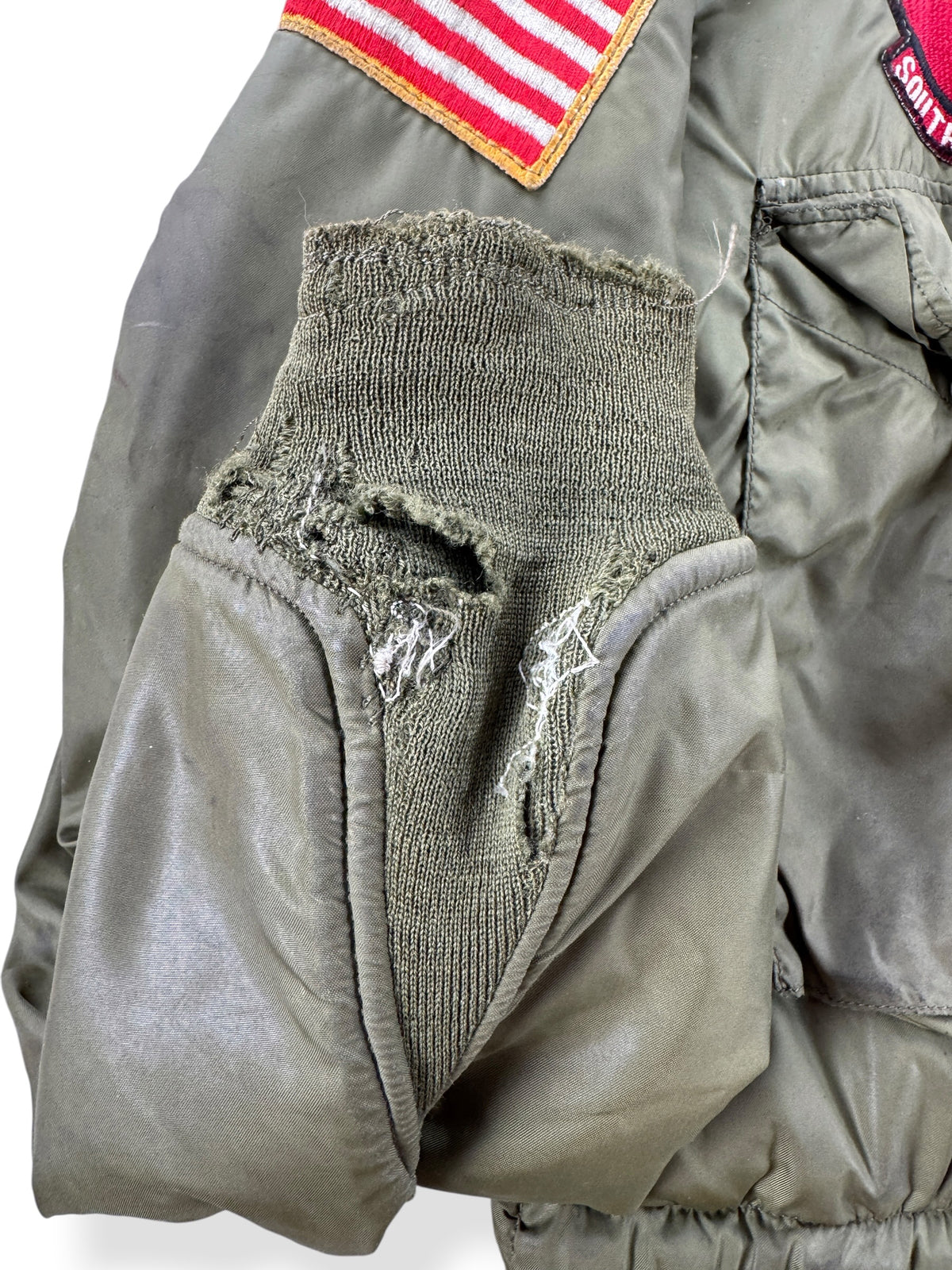 Ware on cuff of Vintage Vietnam Winter Flyers Jacket w/ Patches SZ 46