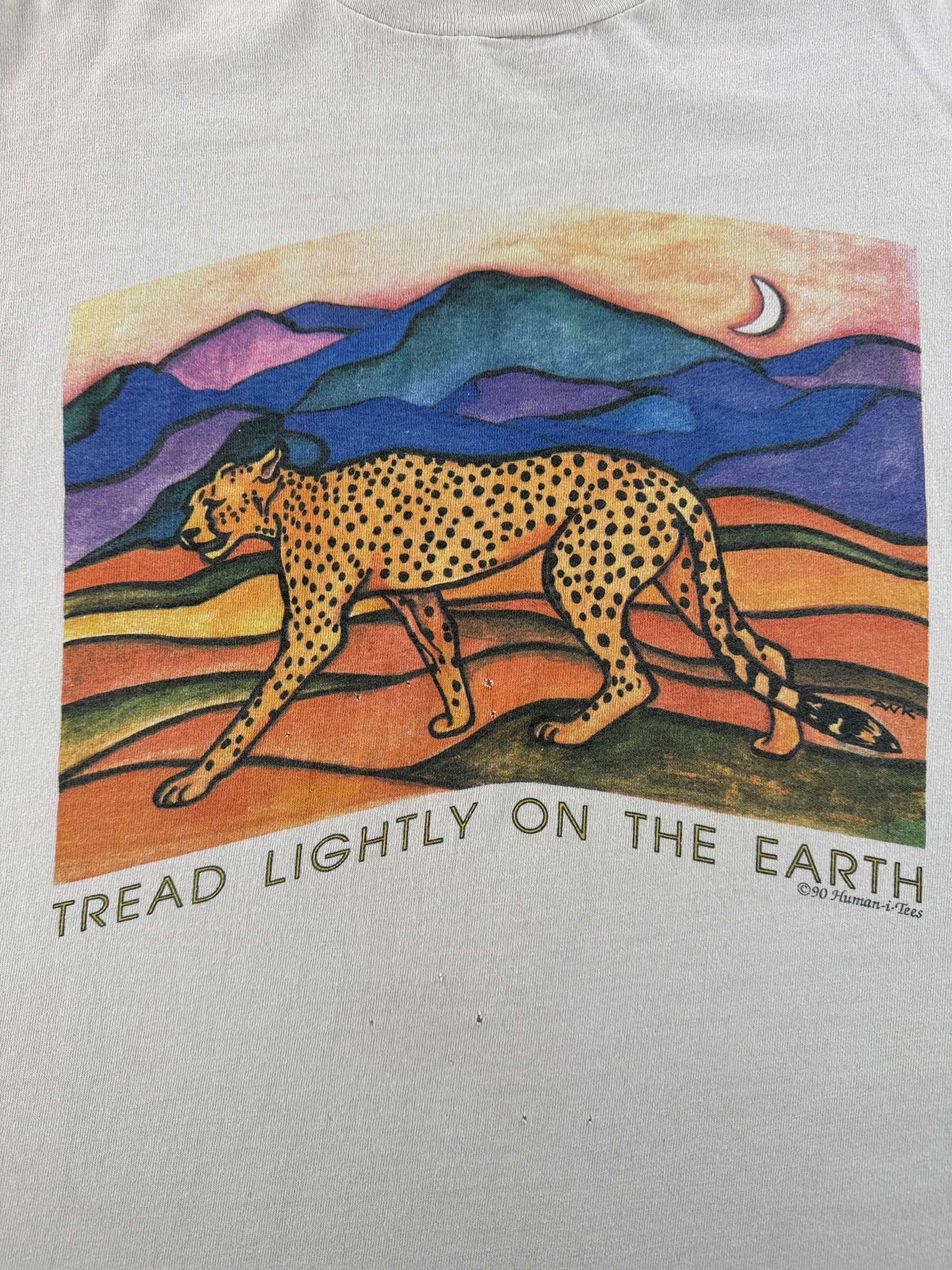 Graphic of Vintage Tread Lightly on the Earth Tee SZ XL