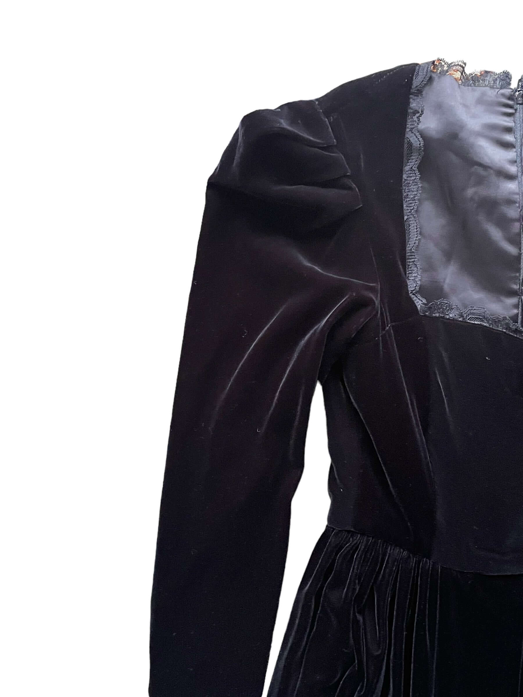 70s velvet dress Vintage 1970s Black Velvet Dress – The Barn Owl Vintage Goods